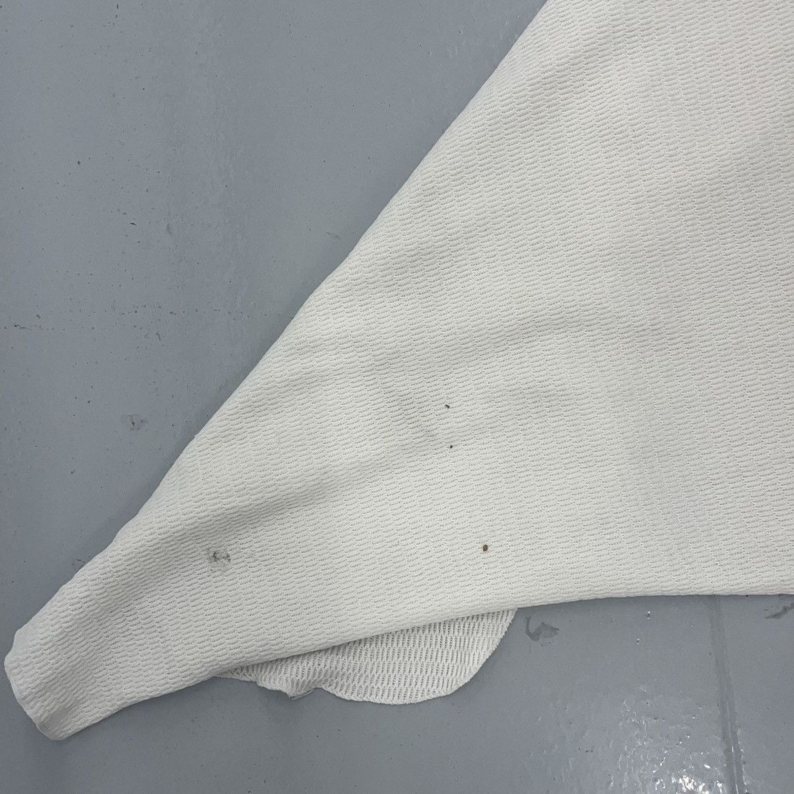 Hanes Vintage 70s Hanes White Long Sleeve Thermal Waffle Shirt Size US XL / EU 56 / 4 - 3 Thumbnail