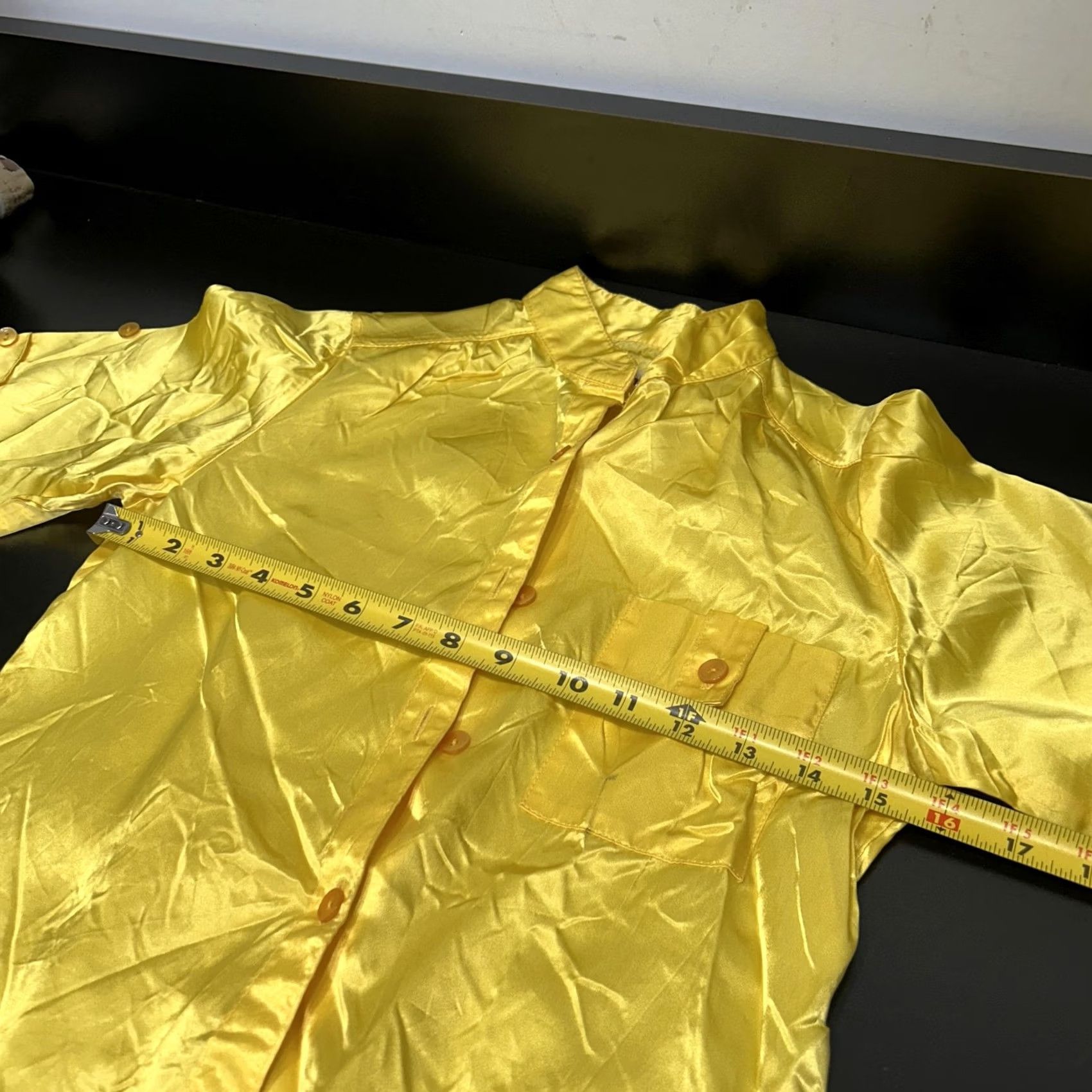 Vintage VINTAGE DiJon Shirt Womens 14 Yellow Satin Acetate Button Short Sleeve Top Size XL / US 12-14 / IT 48-50 - 4 Thumbnail
