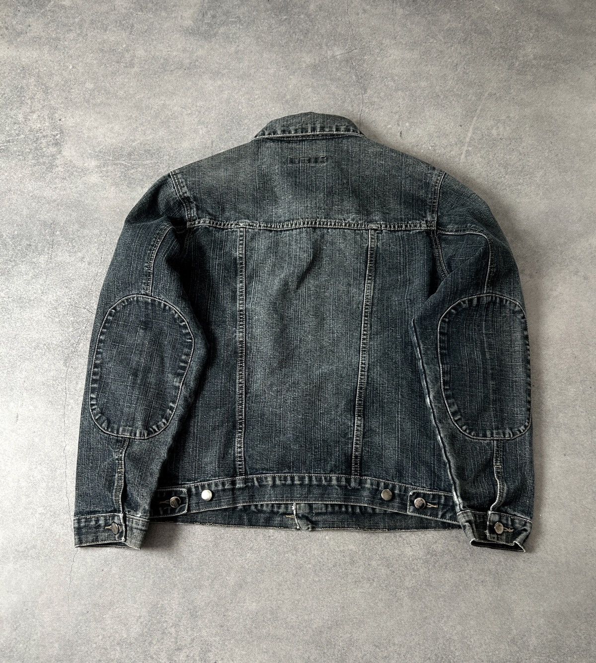 Japanese Brand Apock vintage Distressed black washed jeans jacket mens Size US L / EU 52-54 / 3 - 3 Thumbnail