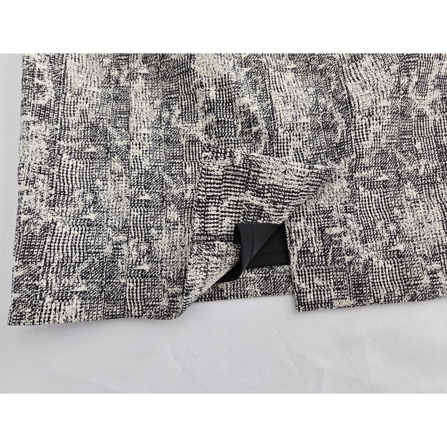 & Other Stories MM. LAFLEUR Black/Cream Pencil Crackle Noho Skirt 12 Size 34" / US 12 / IT 48 - 8 Thumbnail