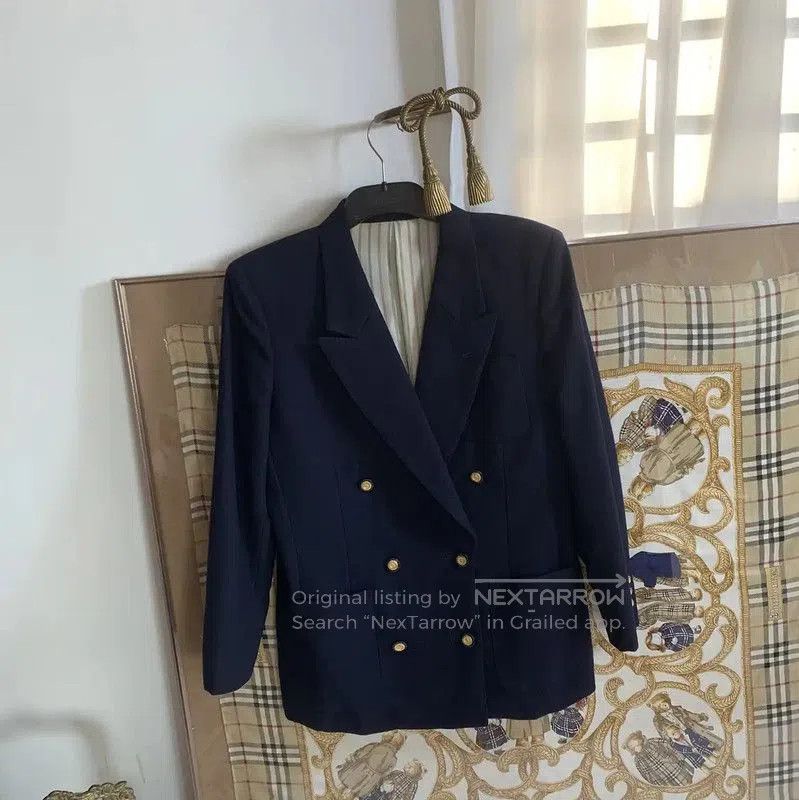 Burberry Burberry Blue Wool Women's Jacket. Size M / US 6-8 / IT 42-44 - 1 Thumbnail