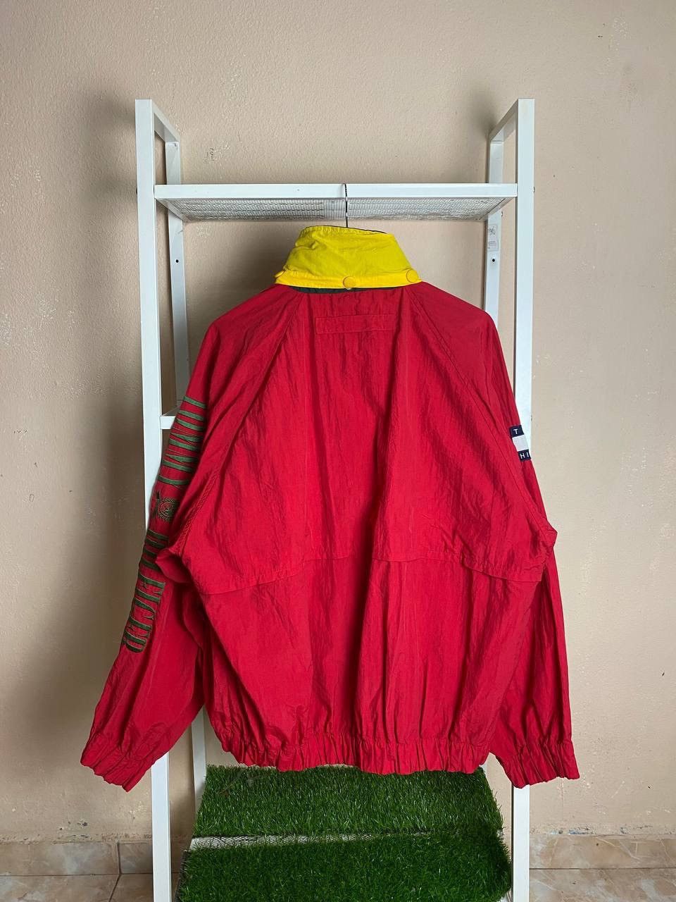 Mega Yacht × Tommy Hilfiger Tommy HilfigerYacht Spell Out Hooded Jacket (Pit 26.5) Size US L / EU 52-54 / 3 - 14 Thumbnail