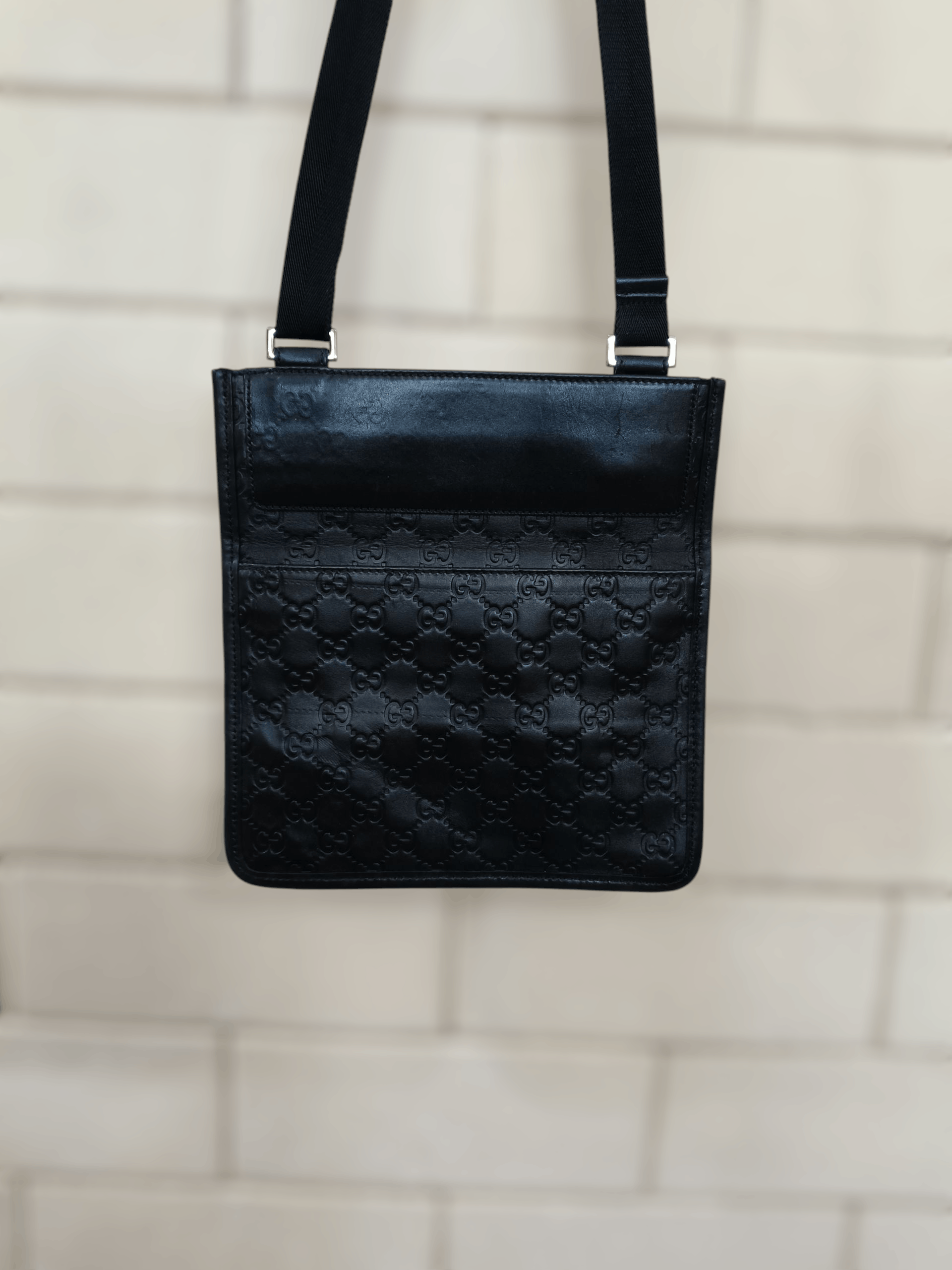 Gucci Gucci Leather Monogram Crossbody Sling Bag Size ONE SIZE - 2 Thumbnail