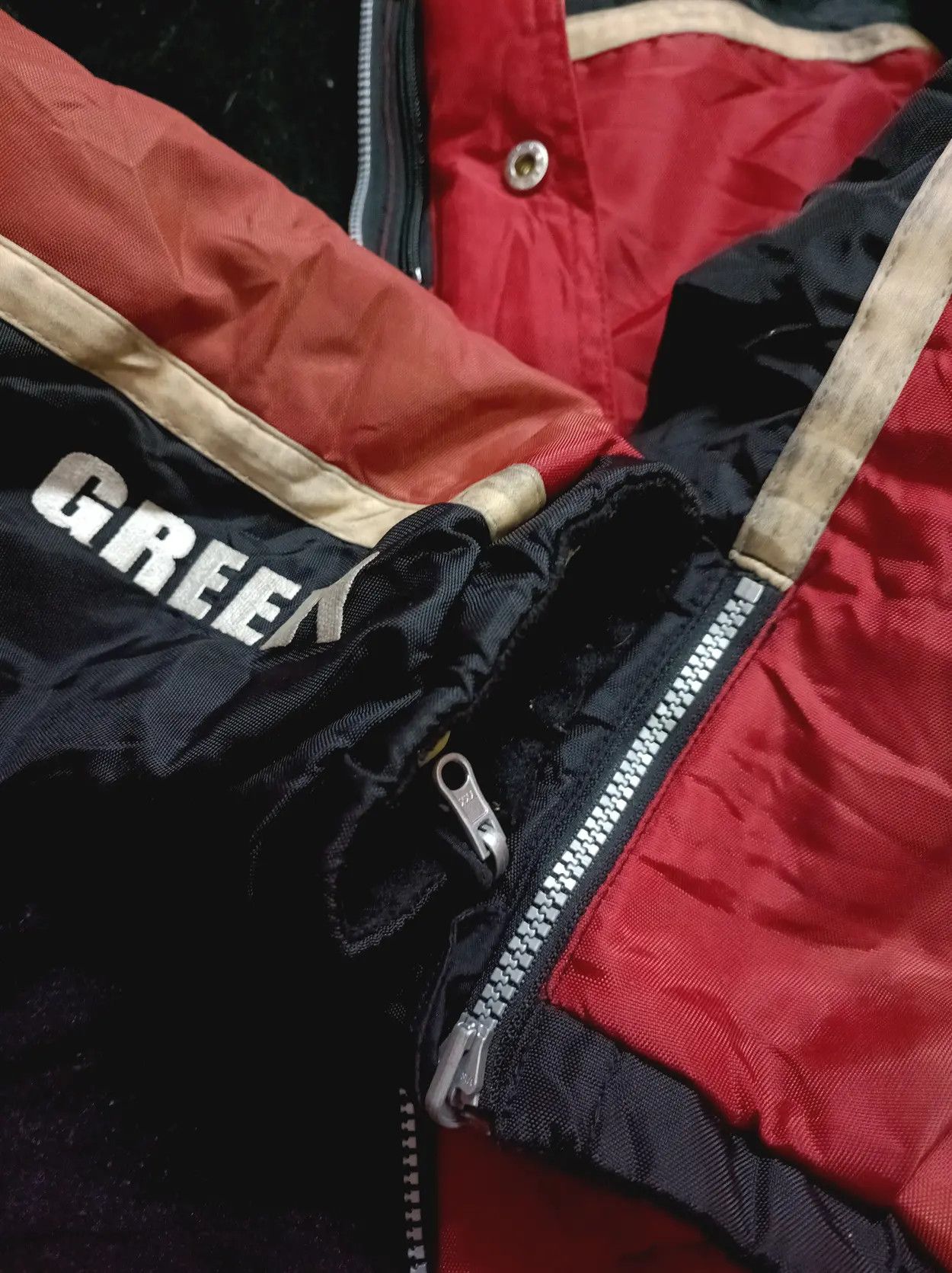Greedy Genius VINTAGE GREEDY RACING REVERSABLE JACKET. Size US L / EU 52-54 / 3 - 10 Thumbnail