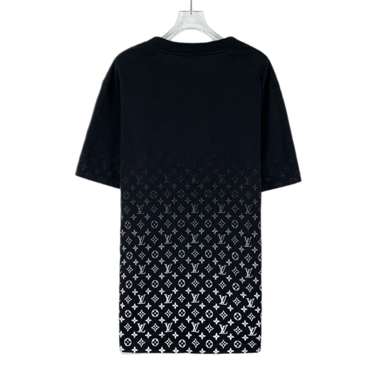 Louis Vuitton Black Short-Sleeve Graphic T-Shirt Size US XXL / EU 58 / 5 - 2 Thumbnail