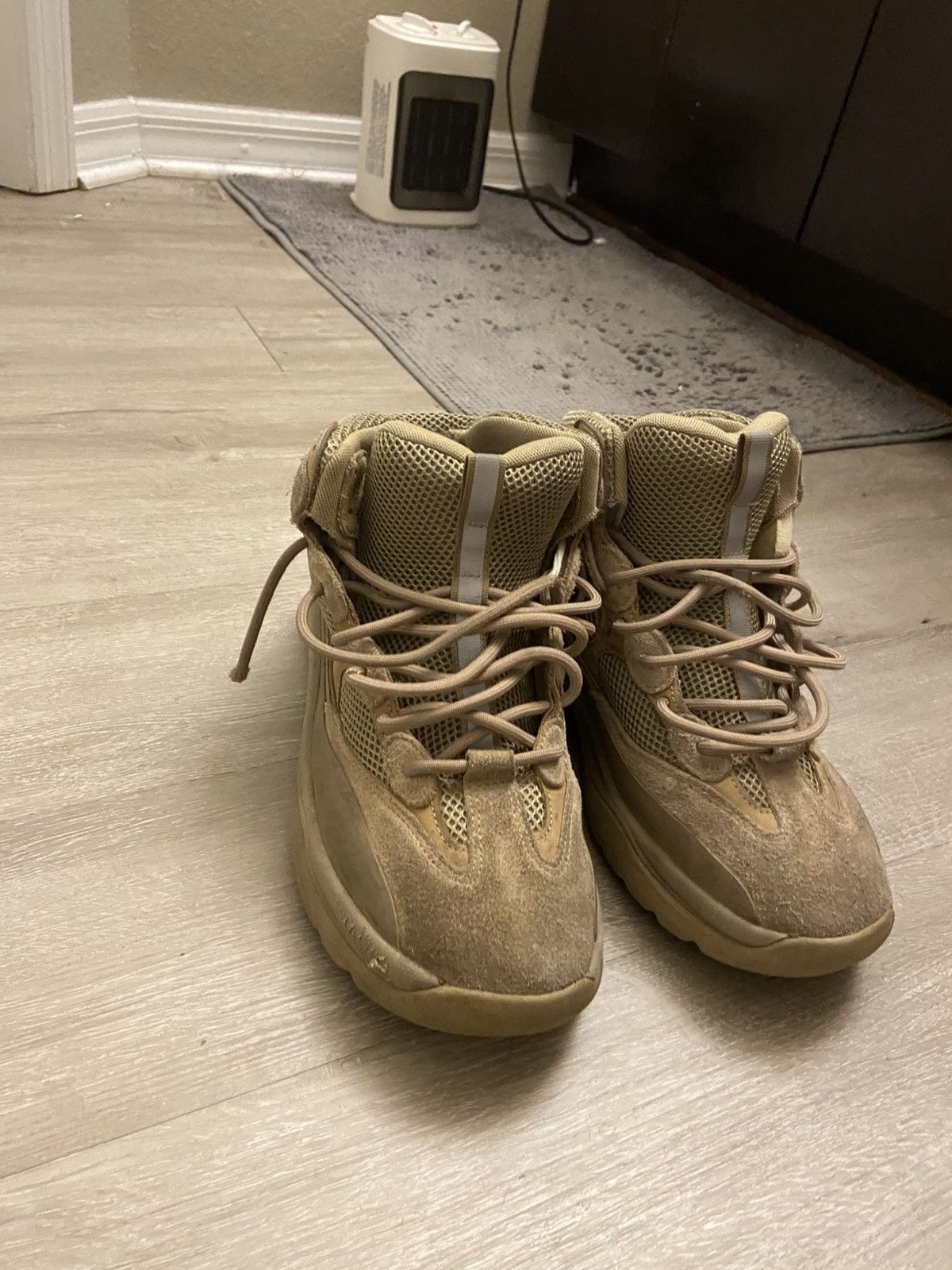 Yeezy Yeezy dsrt boots Size US 12 / EU 45 - 3 Thumbnail