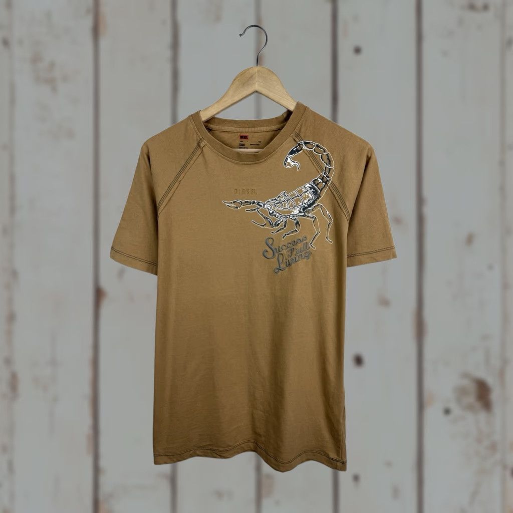 Diesel VINTAGE Diesel Scorpion Success Is All Living T-Shirt Men L Beige 90s Shirt Mens Size US L / EU 52-54 / 3 - 1 Thumbnail