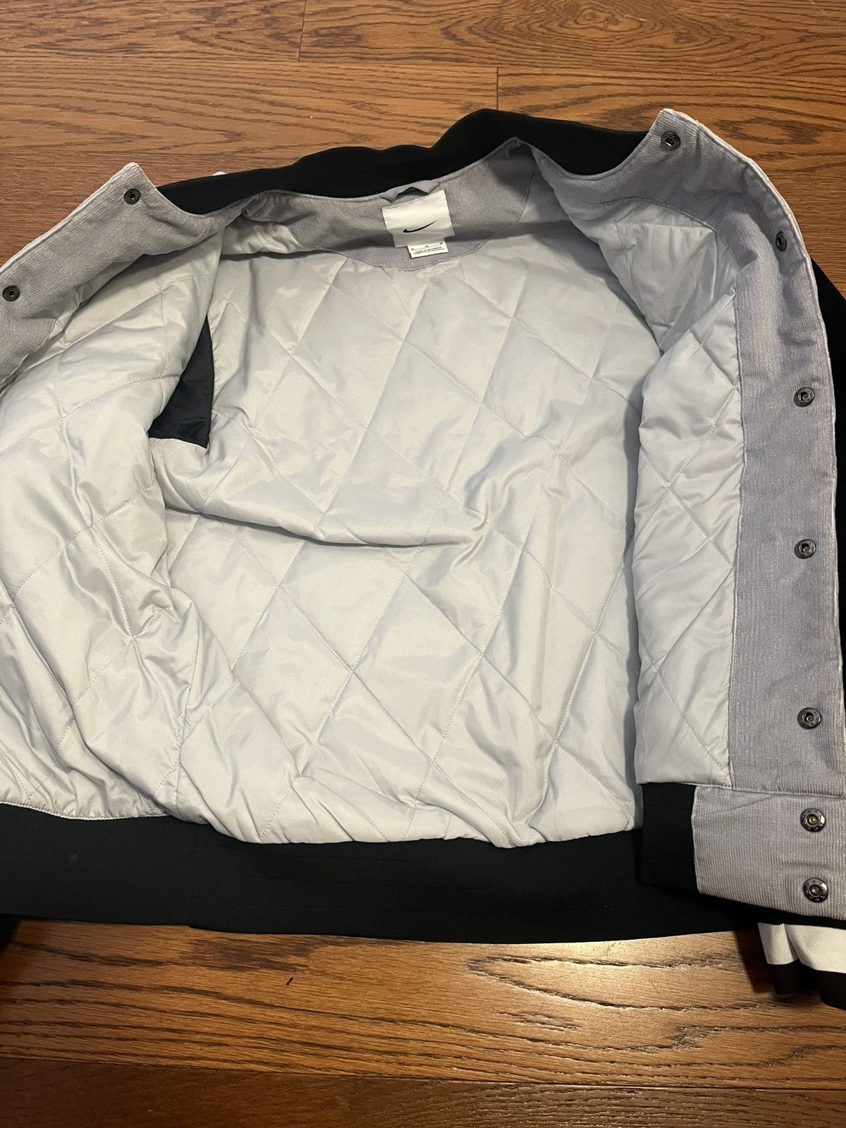 Nike Gray Nike bomber jacket Size US M / EU 48-50 / 2 - 4 Thumbnail
