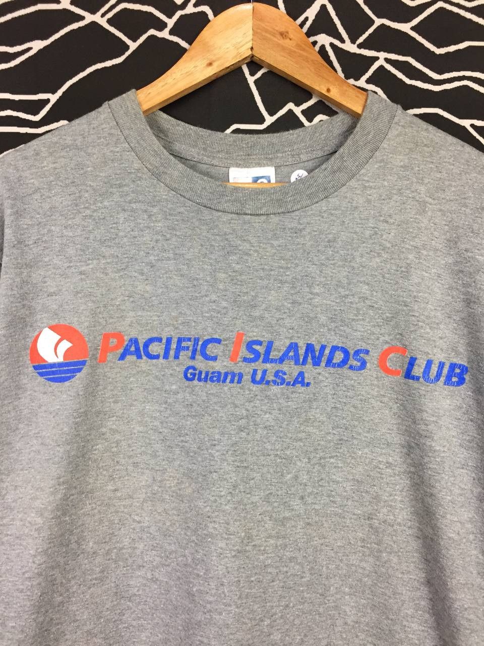 Vintage Vtg PC America Pacific Islands Club Guam U.S.A Tee Size US M / EU 48-50 / 2 - 3 Thumbnail