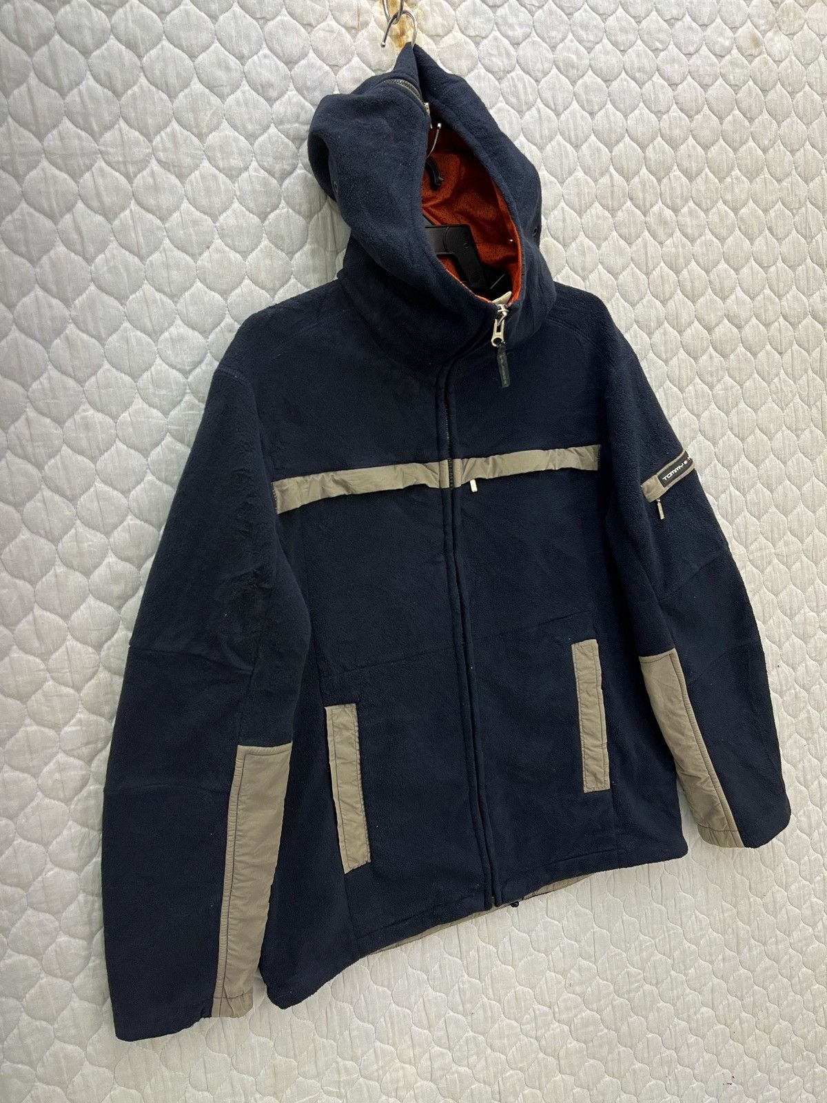 🔥🔥🔥STEALS VINTAGE TOMMY HILFIGER HOODIE FLEECE JACKET
