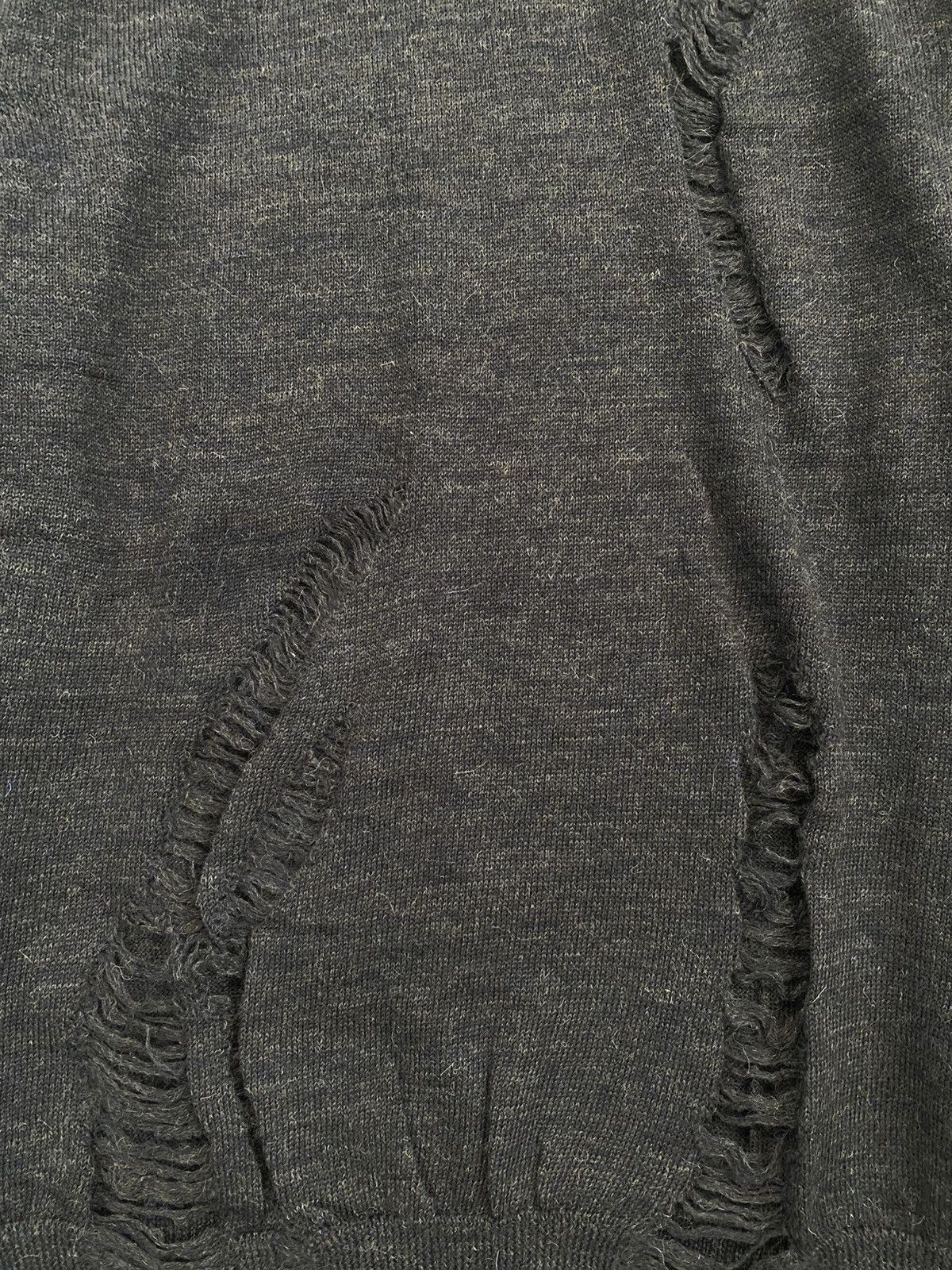 5351 POUR LES HOMMES 5351 Pour Les Hommes - Distressed Knit Sweater Size US M / EU 48-50 / 2 - 2 Thumbnail