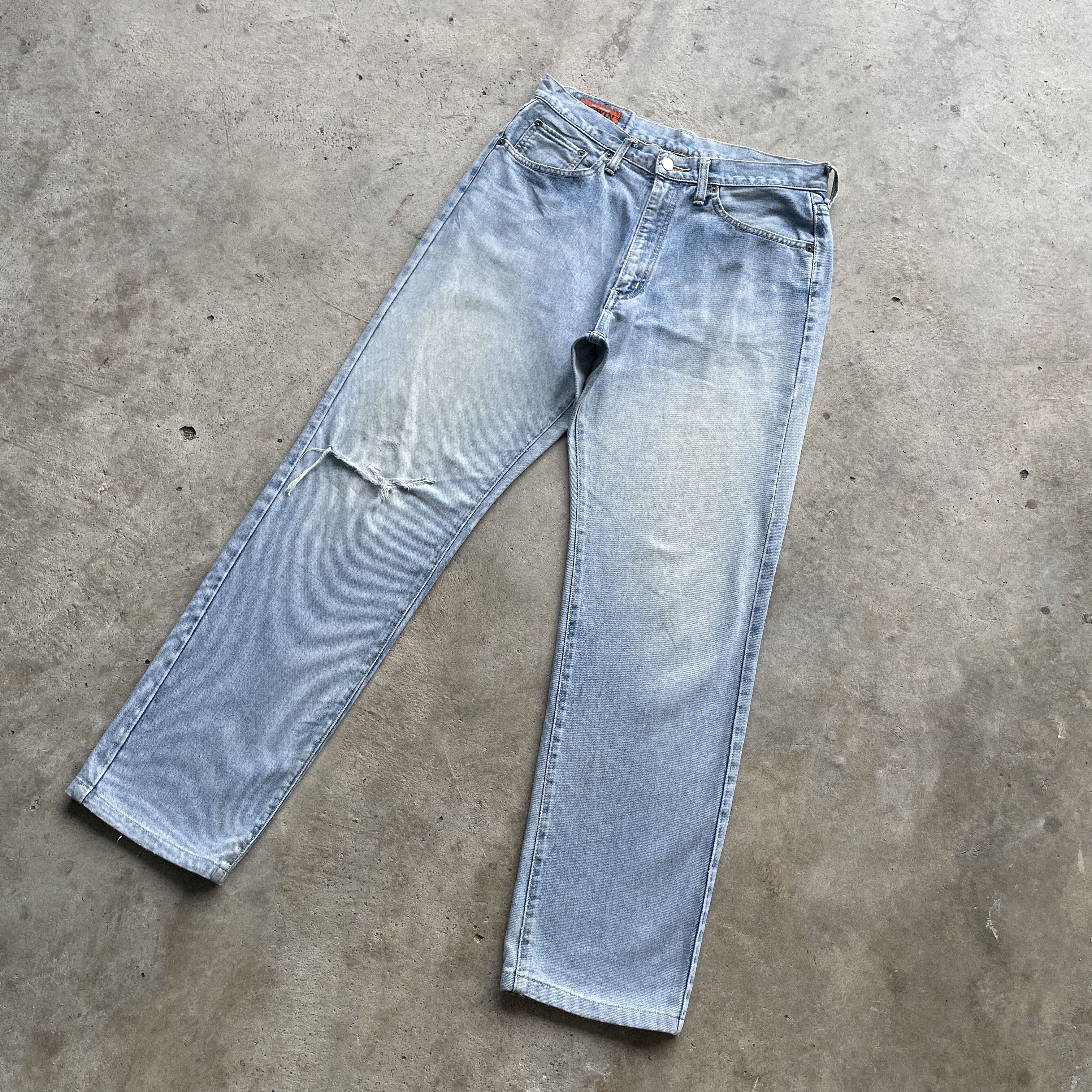 Japanese Brand VINTAGE EDWIN WASH DENIM DISTRESSED FADED JEANS PANTS W32 Size US 32 / EU 48 - 1 Thumbnail