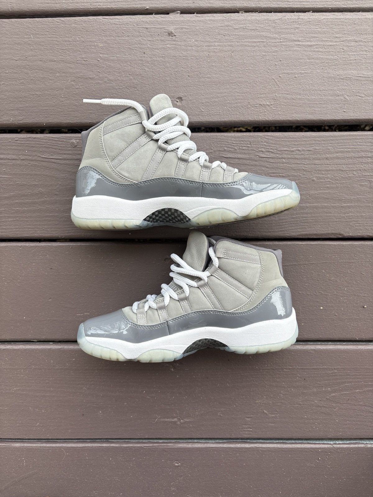 Jordan Brand Cool Grey Jordan 11s GS Size US 7 / EU 40 - 2 Thumbnail