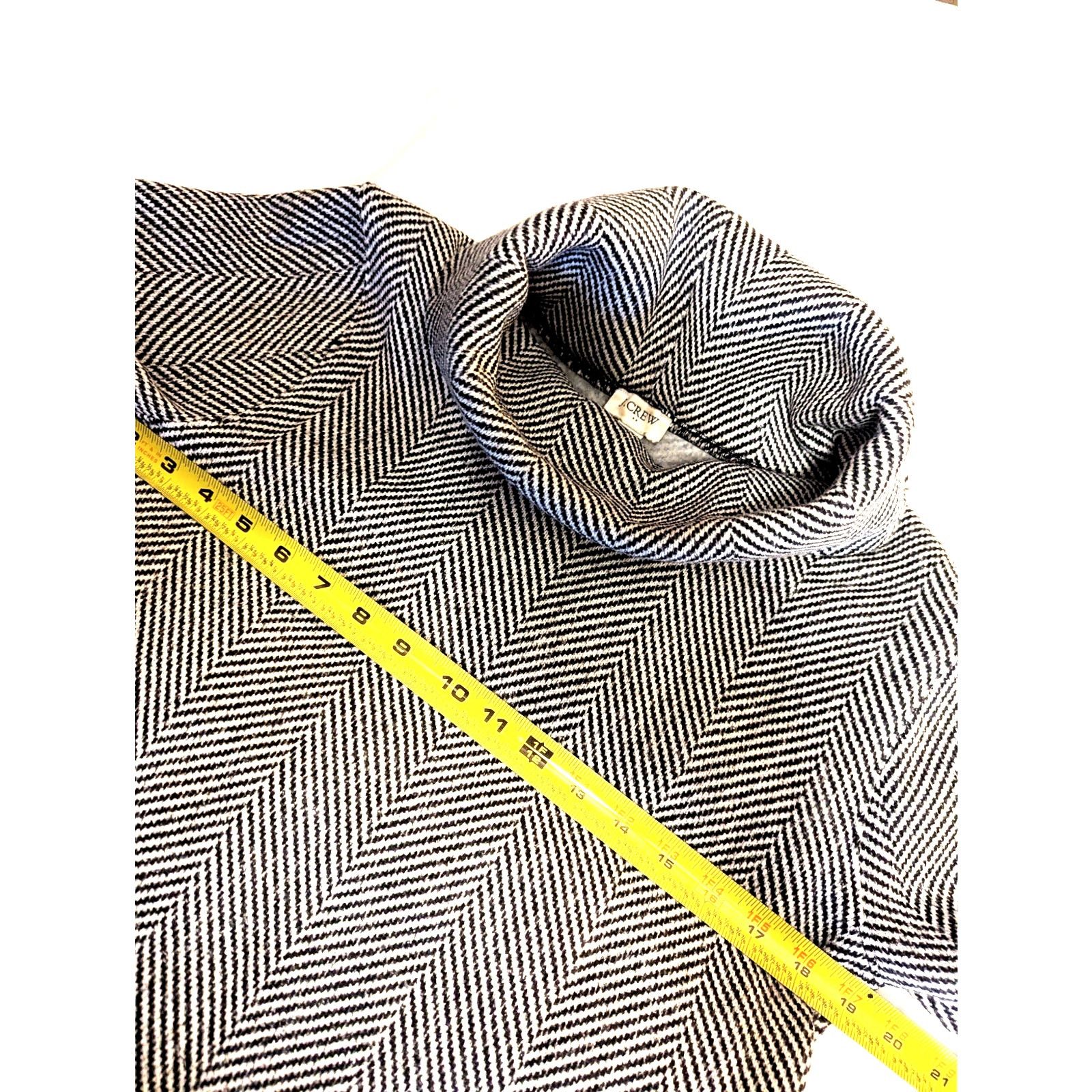 J.Crew J Crew Herringbone thick Turtleneck Sweater Women's Small Size S / US 4 / IT 40 - 4 Thumbnail