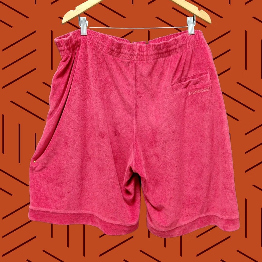 Jordan Brand Jordan Shorts Mens XL Red Drawstring Solid Polyester Size Size US 36 / EU 52 - 1 Thumbnail