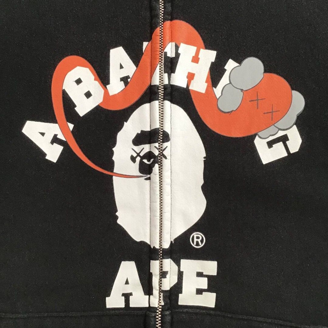 Bape × Kaws × Nigo BAPE × KAWS Bendy college logo full zip hoodie APE NIGO Size US S / EU 44-46 / 1 - 2 Thumbnail