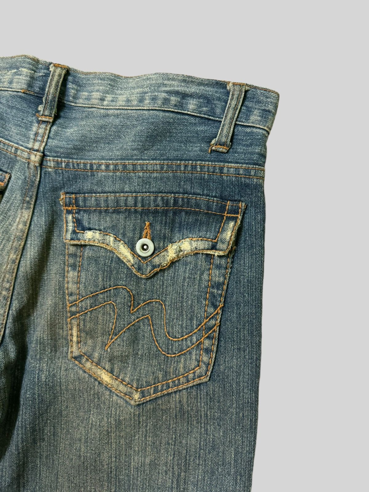 Japanese Brand Flared THRASHED NYLAUS CREW DESIGN WORK DISTRESSED DENIM Size US 30 / EU 46 - 14 Thumbnail