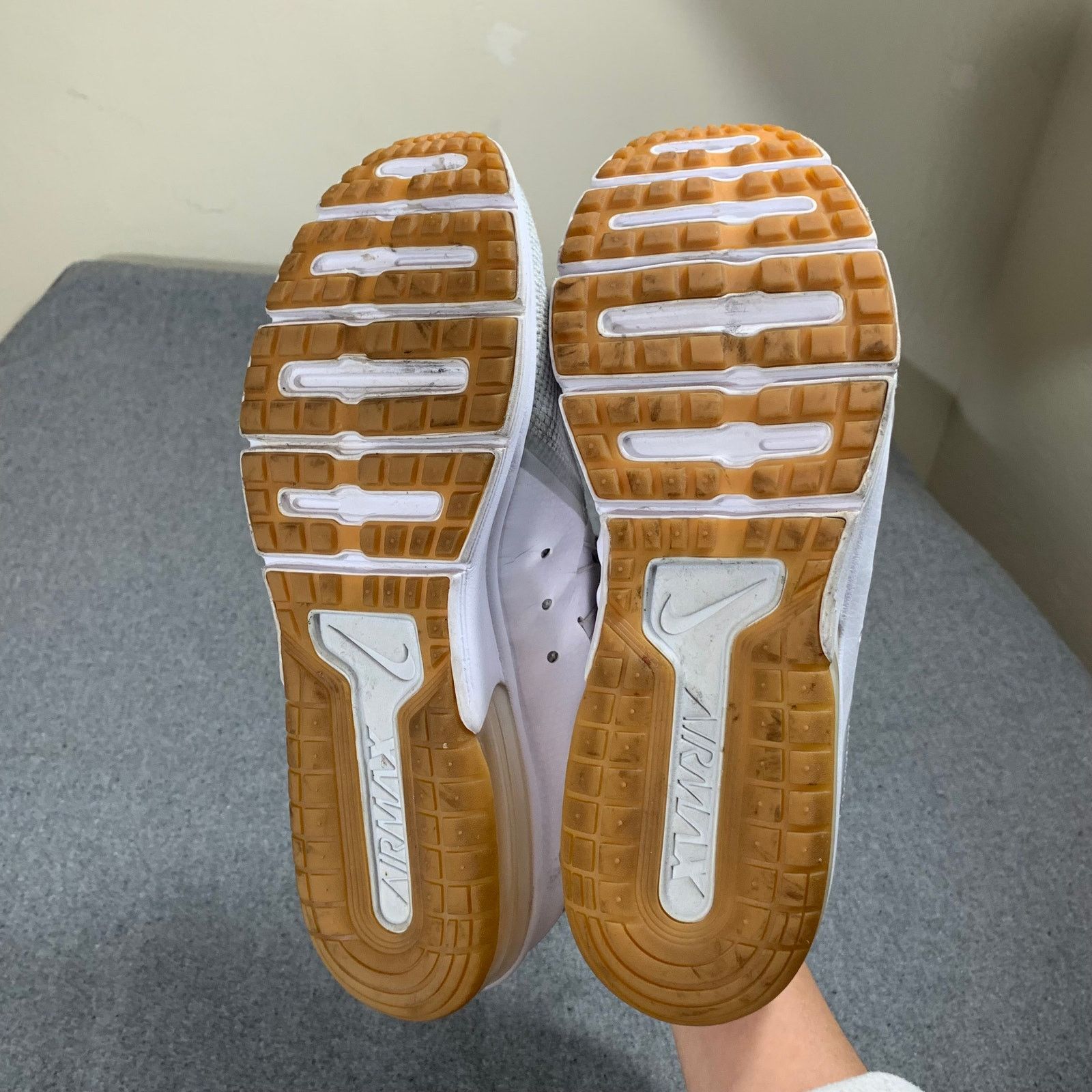 Nike Nike Air Max Sequent 3 Womens Size 11 White Athletic Shoes Size US 11 / IT 41 - 4 Thumbnail