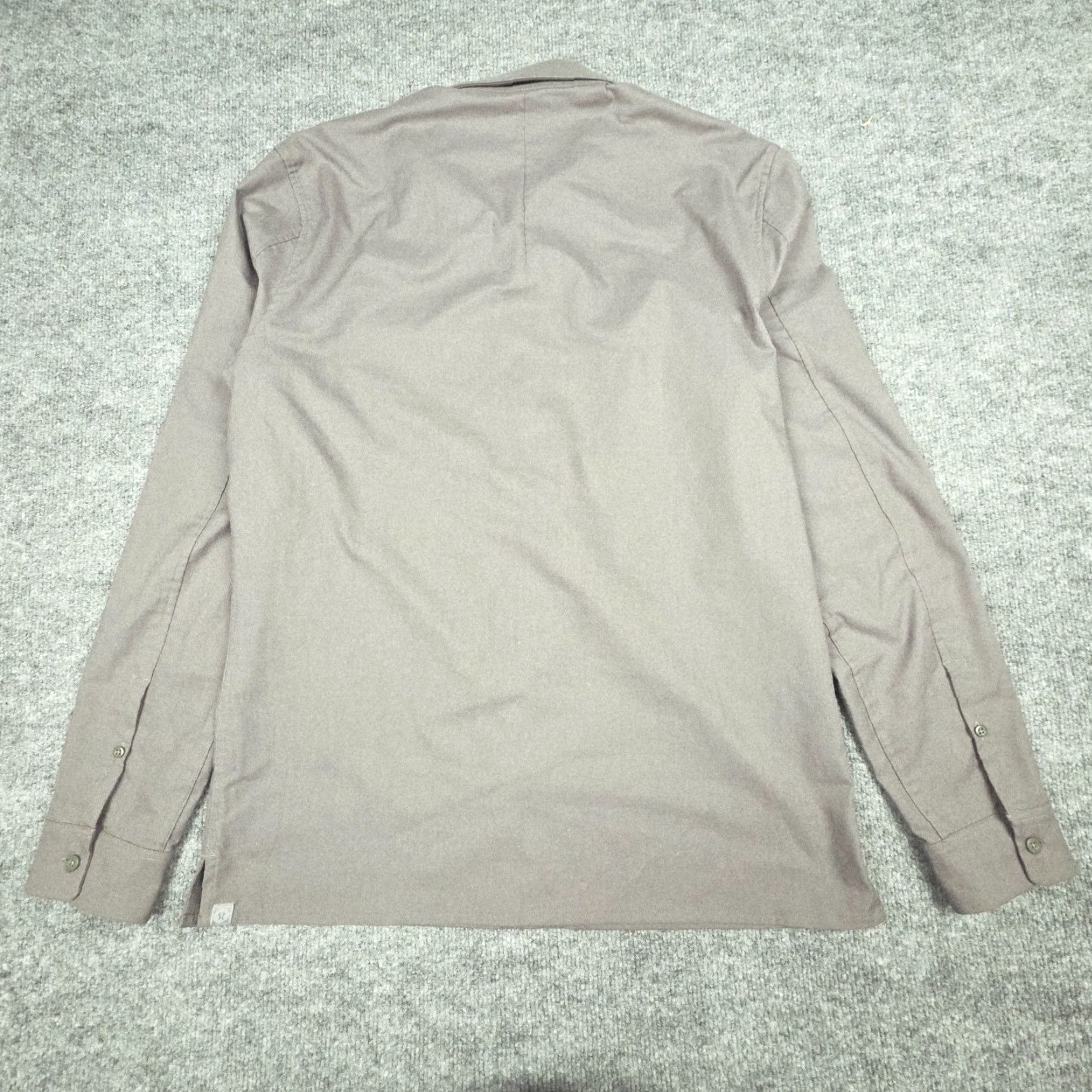 Lululemon Lululemon Commission Shirt Mens Small-Medium Gray Button-Up Performance Stretch Size US S / EU 44-46 / 1 - 3 Thumbnail