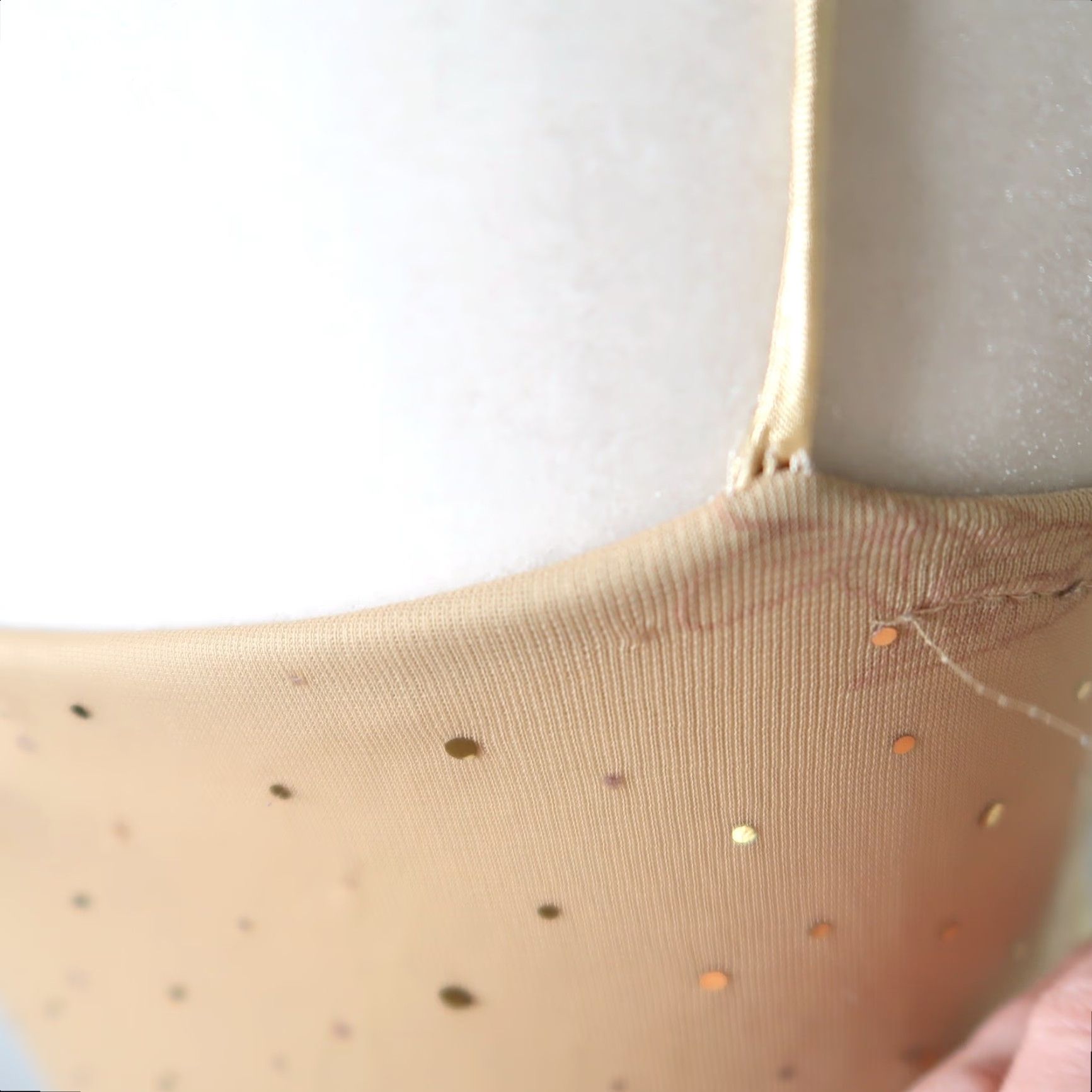 Vintage VINTAGE Rory gold tan satin sparkly mini party dress S Dress Women's 1990s 90s Sleeveless Short Sparkly Party Cocktail Formal# Size S / US 4 / IT 40 - 5 Thumbnail