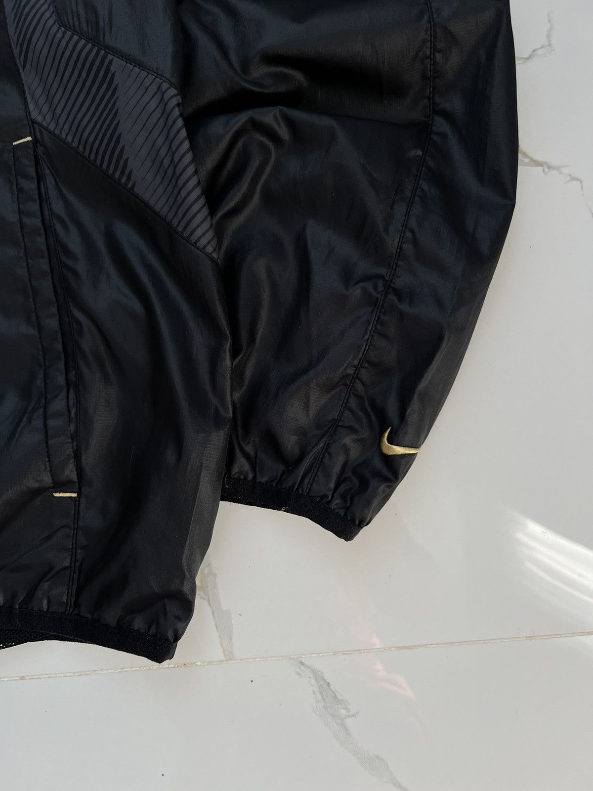 Nike × Vintage 90's NIKE SWOOSH LOGO Y2K TRACK JACKET Size US S / EU 44-46 / 1 - 2 Thumbnail