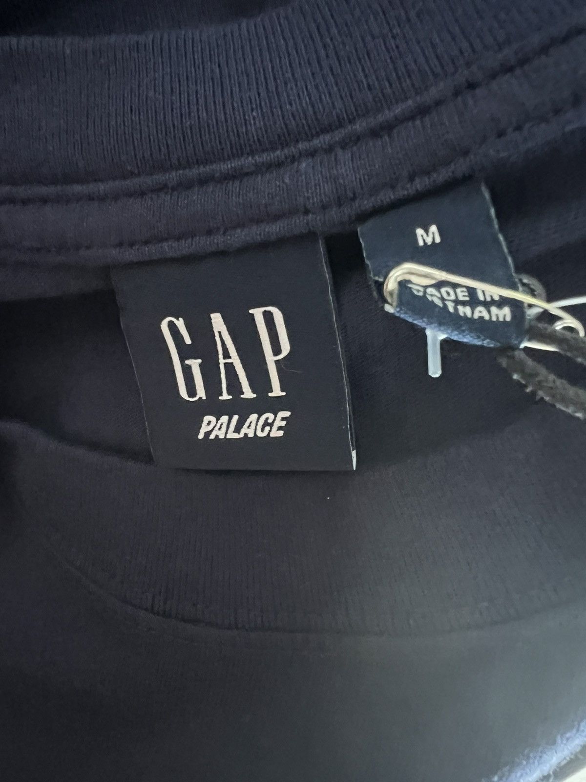 Gap × Palace GAP x Palace collab T-Shirt Size US M / EU 48-50 / 2 - 4 Thumbnail