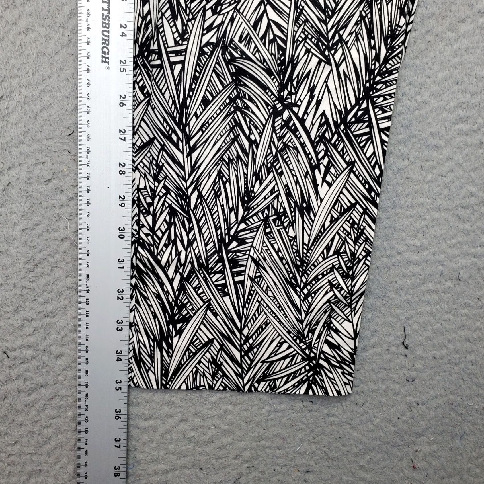 Coldwater Creek Coldwater Creek Womens Size 12 Multicolor Palm Leaf Ankle Pants Straight Leg Regular Fit Size 34" / US 12 / IT 48 - 3 Thumbnail