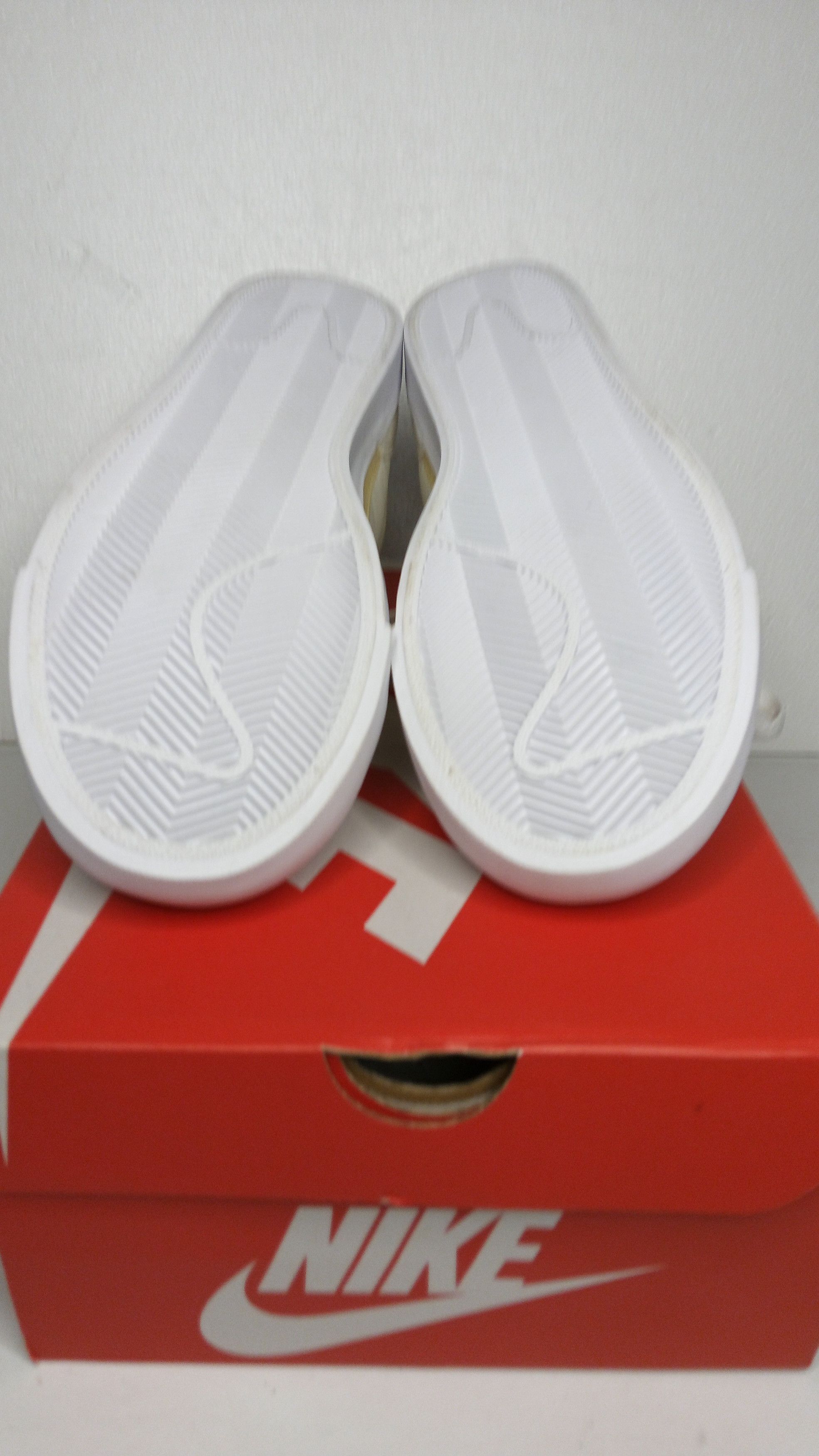 Nike Nike Drop Type LX Label Collection Size US 9 / EU 42 - 7 Thumbnail