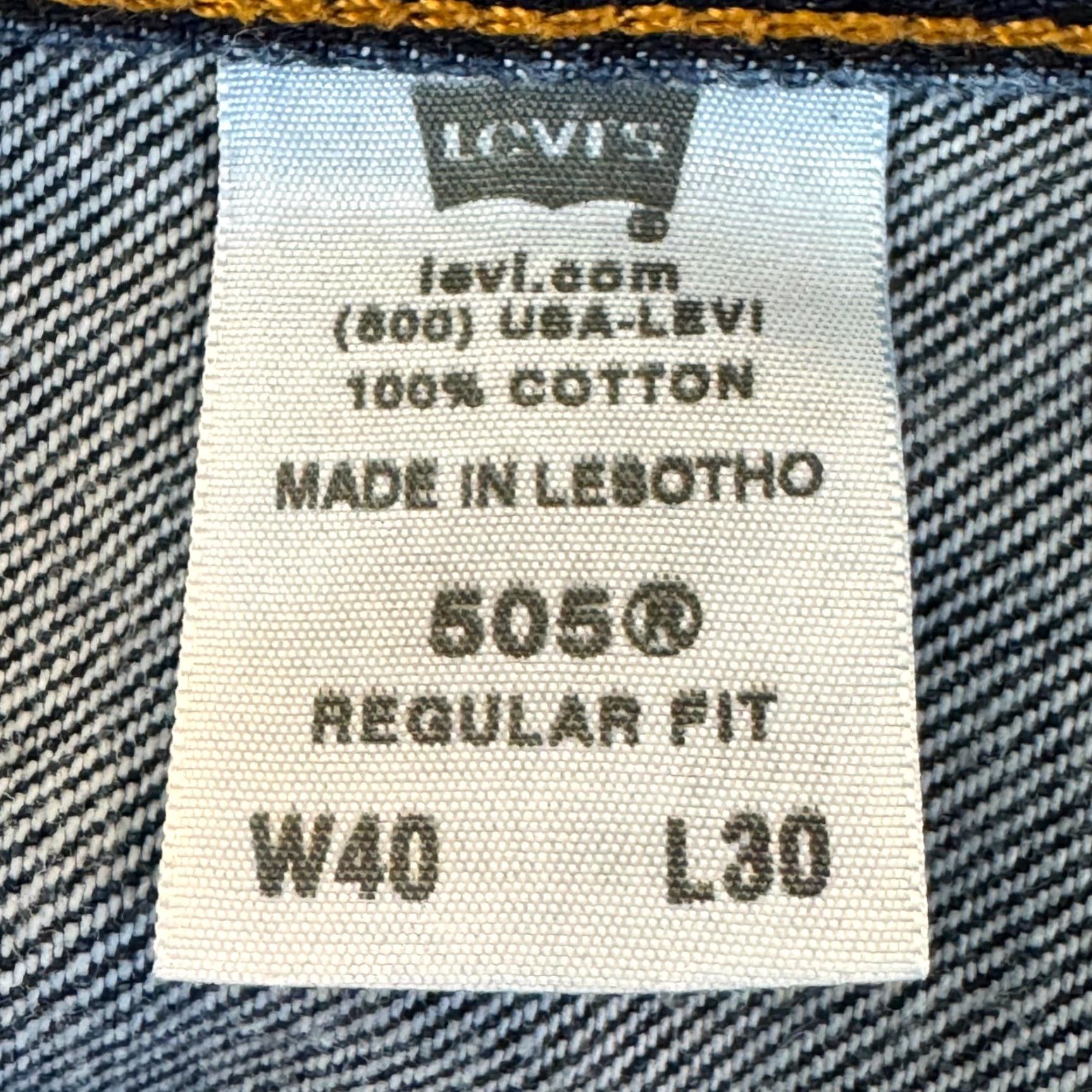 Levi's VINTAGE Levis 505 Jeans Mens 40x30 Blue Denim Regular Fit Straight Leg Classic Size US 40 / EU 56 - 4 Thumbnail