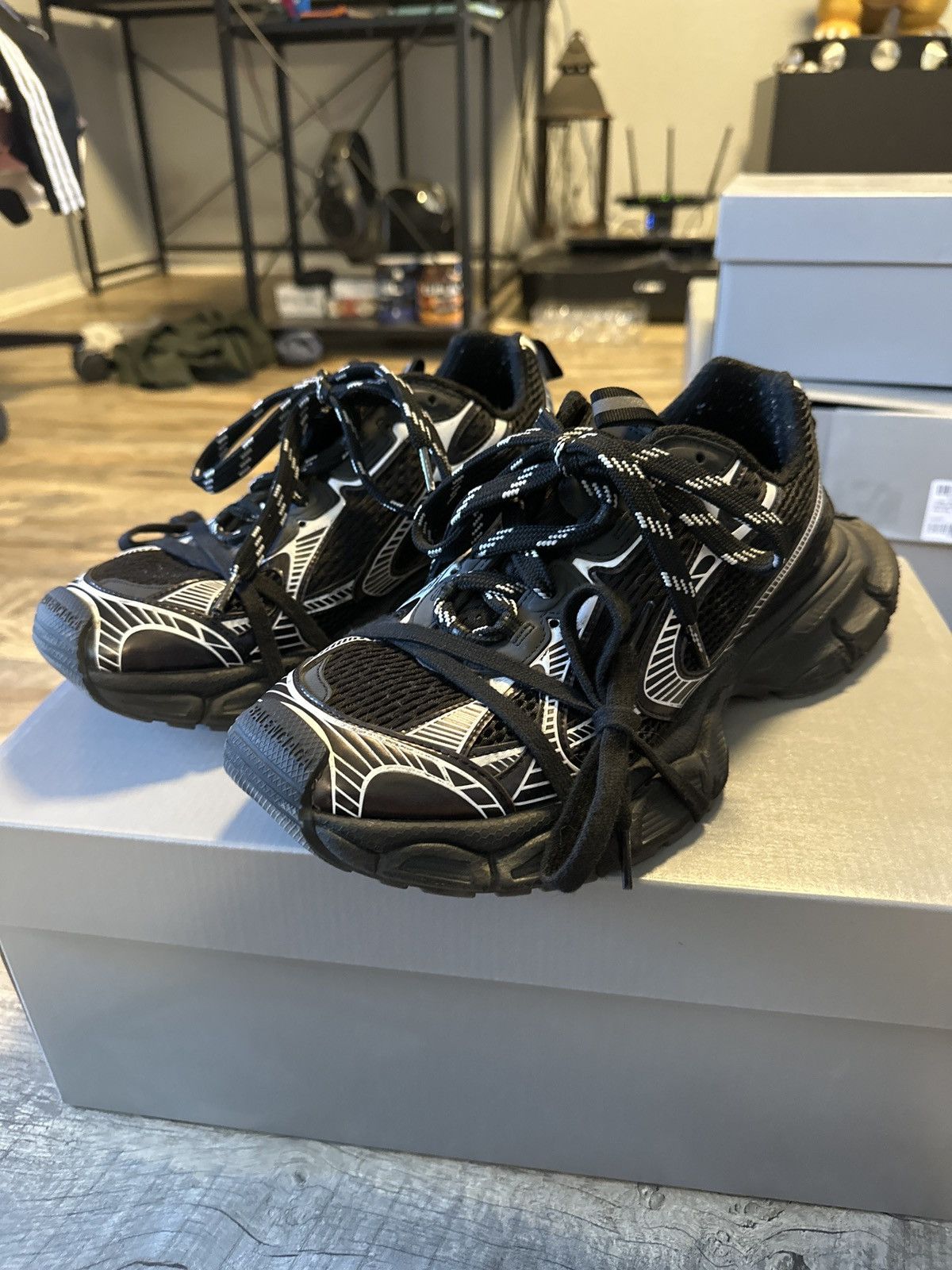 Balenciaga size 10 clearance