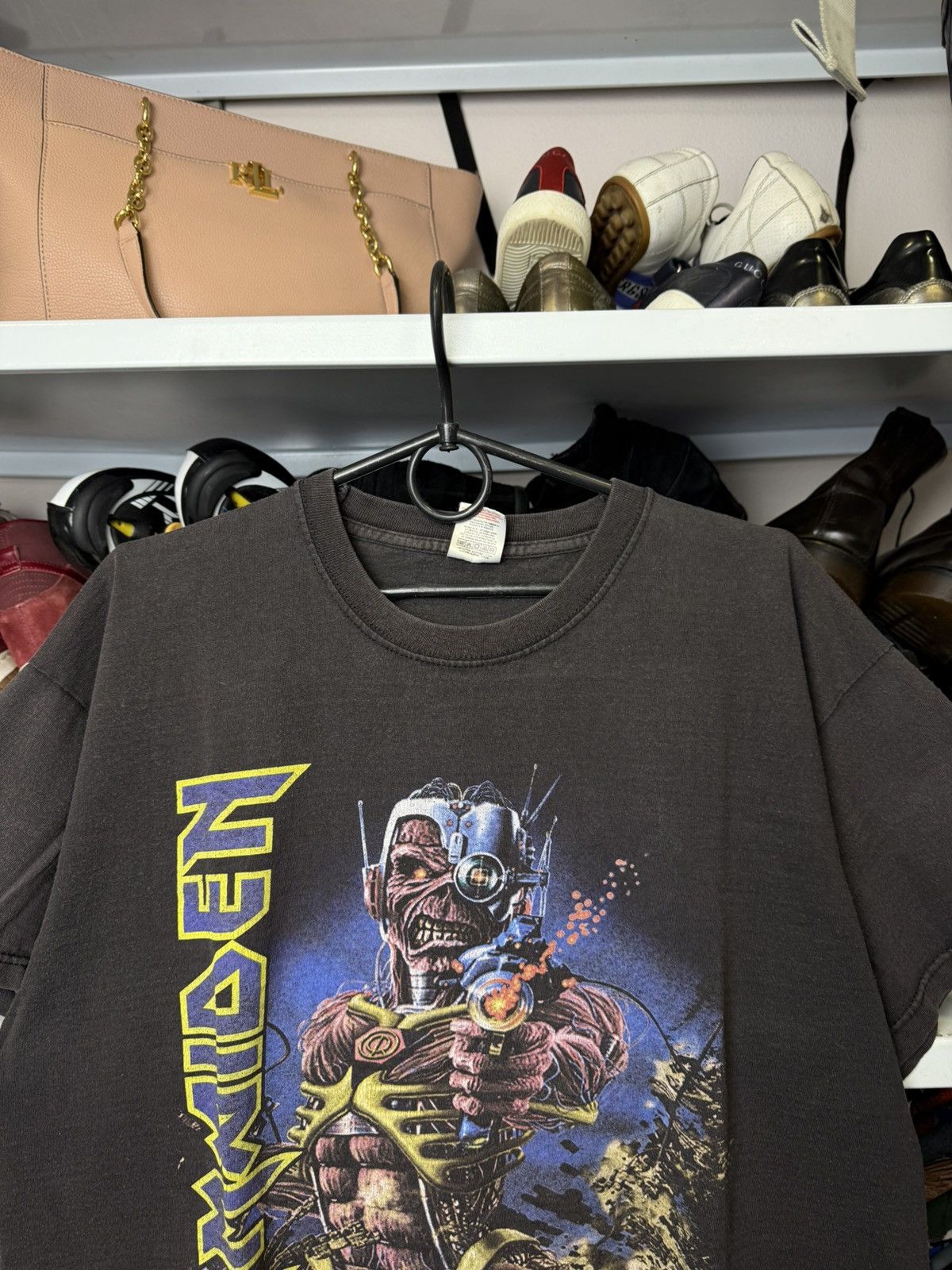 Iron Maiden Vintage Iron Maiden Distressed Tour Tshirt 90s Size US XL / EU 56 / 4 - 2 Thumbnail
