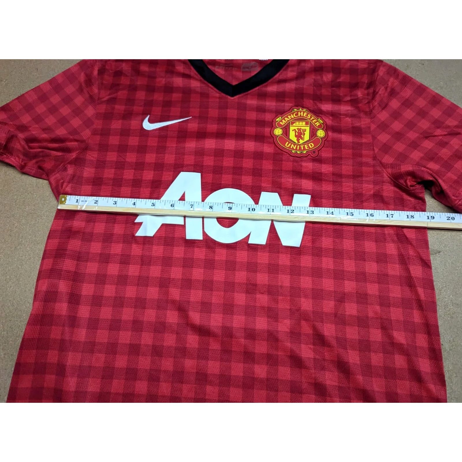Nike Nike Manchester United Jersey Shirt Men M Red Phil Jones #4 Home 2012 2013 Size US M / EU 48-50 / 2 - 4 Thumbnail