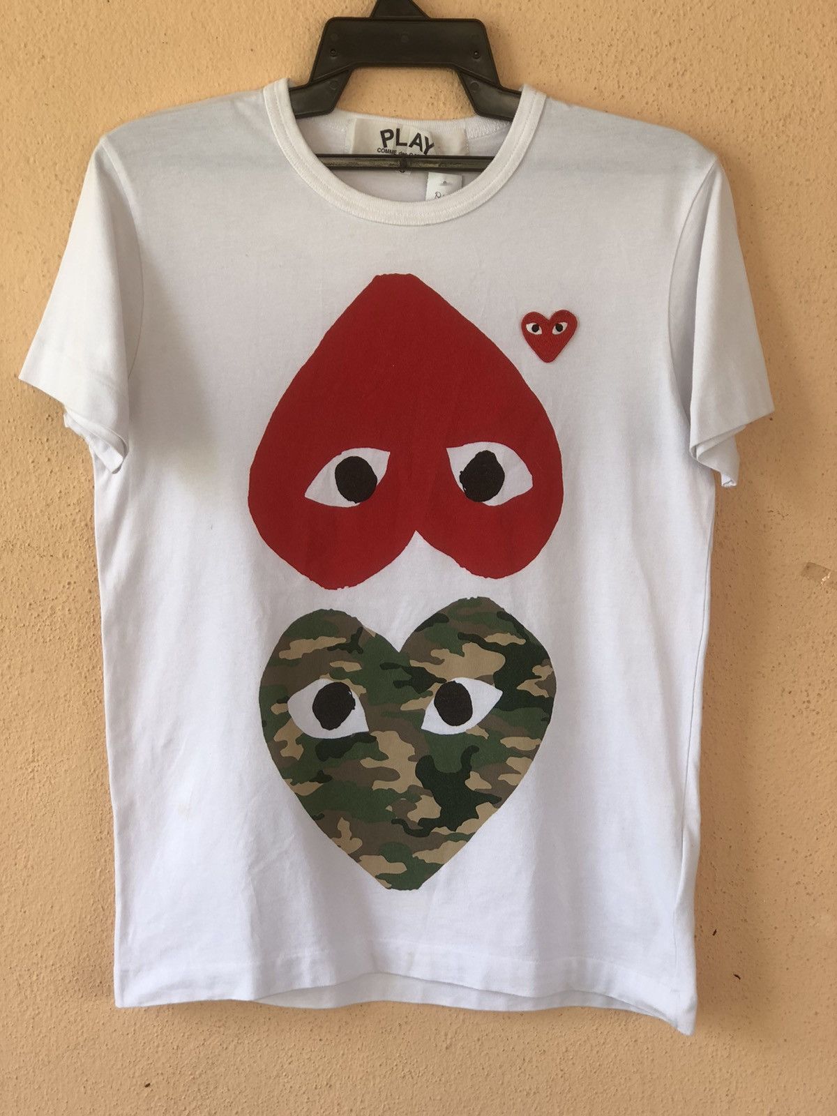 Comme des Garcons × Japanese Brand Comme des Garcon PLAY Heart Tee Size US S / EU 44-46 / 1 - 1 Thumbnail