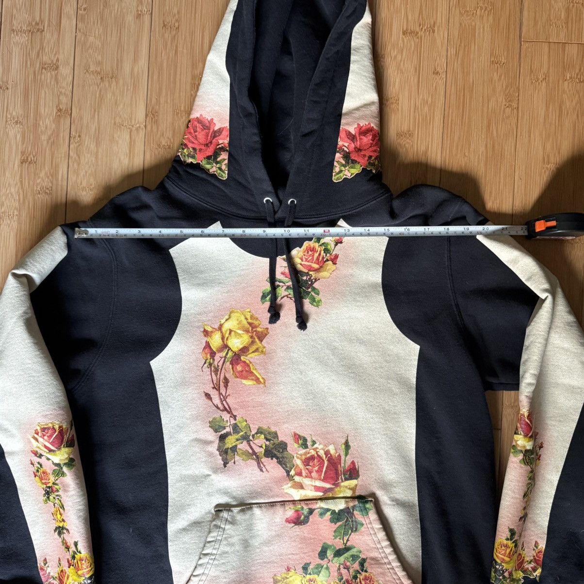 Jean Paul Gaultier × Supreme Supreme Jean Paul Gaultier Floral Print Hoodie SS19 Medium Size US M / EU 48-50 / 2 - 9 Thumbnail