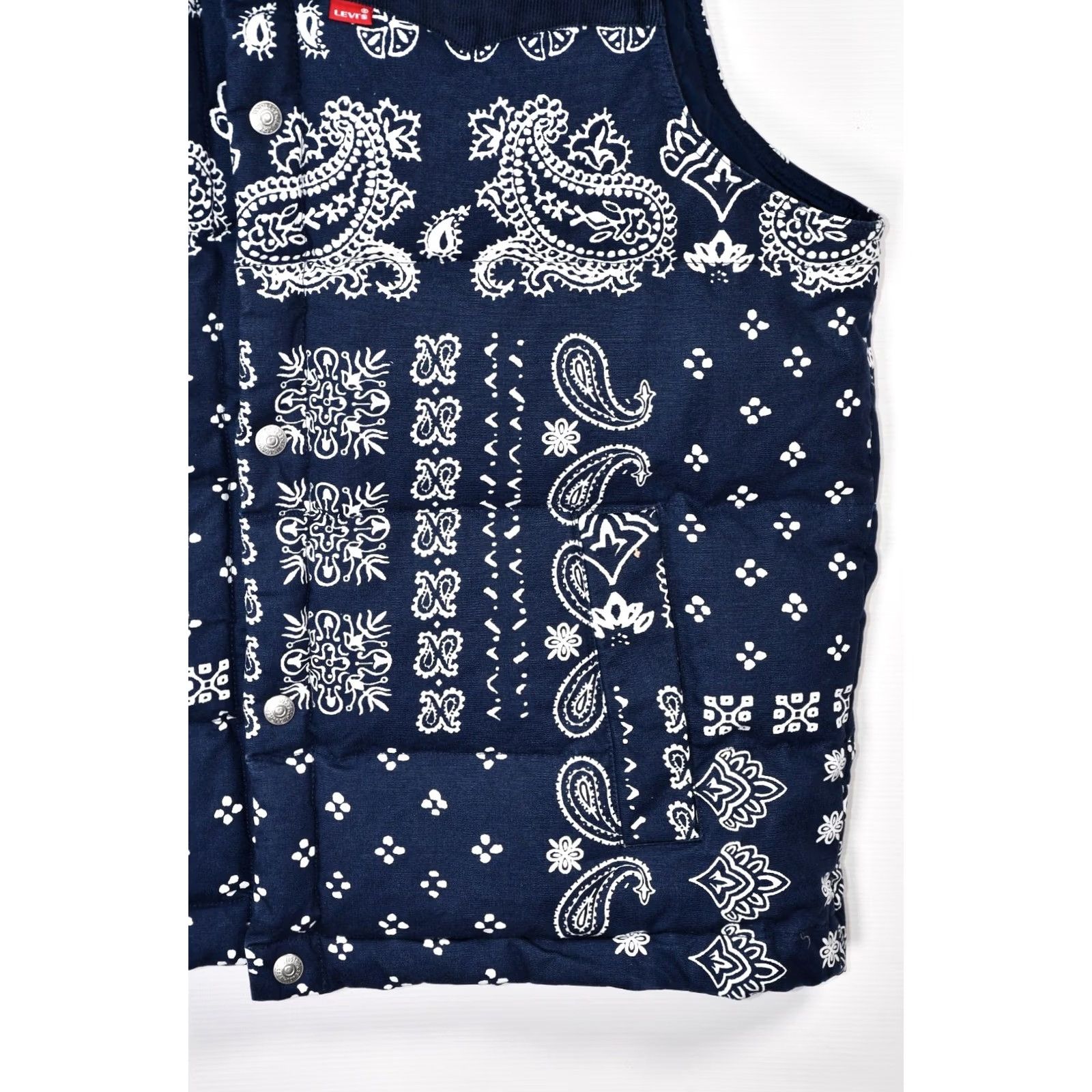 Levi's Levi’s Western Down Indigo Vest Jacket L Men’s Cotton Polyester 67cm Chest 29.92in Length New Bandana Paisley Camouflage? Size US L / EU 52-54 / 3 - 6 Thumbnail