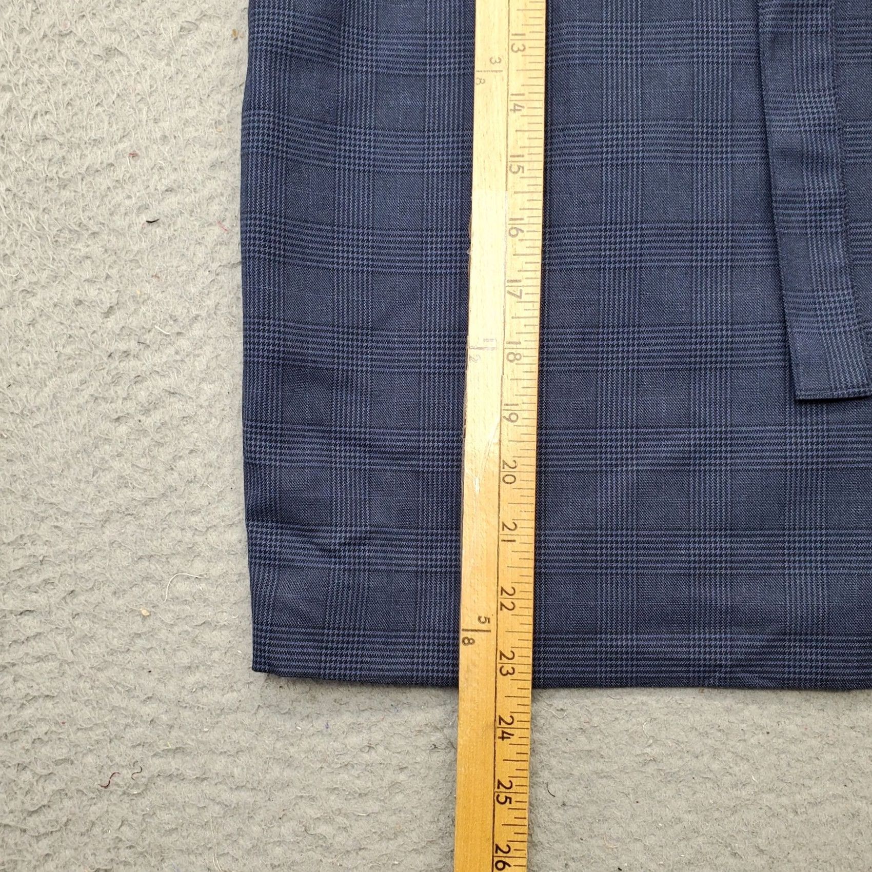 Banana Republic Banana Republic Skirt Womens 4P Multi Houndstooth Plaid Lined Tie Back Zip Short Pencil Womens Size 4P Multicolor /Homemade not used Size 27" / US 4 / IT 40 - 3 Thumbnail