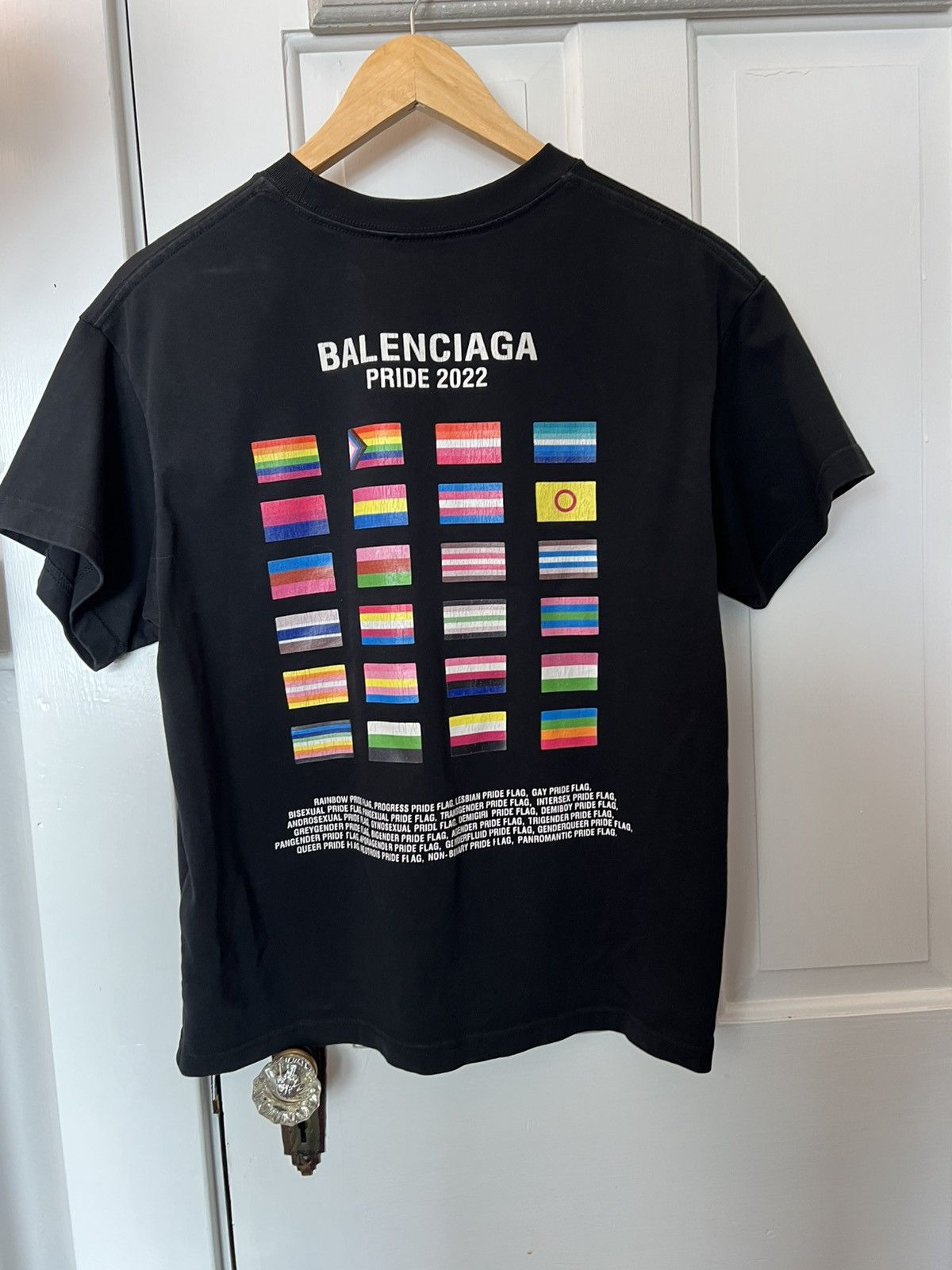 Balenciaga Balenciaga Womens Pride 2022 T-Shirt Size XS / US 0-2 / IT 36-38 - 3 Thumbnail