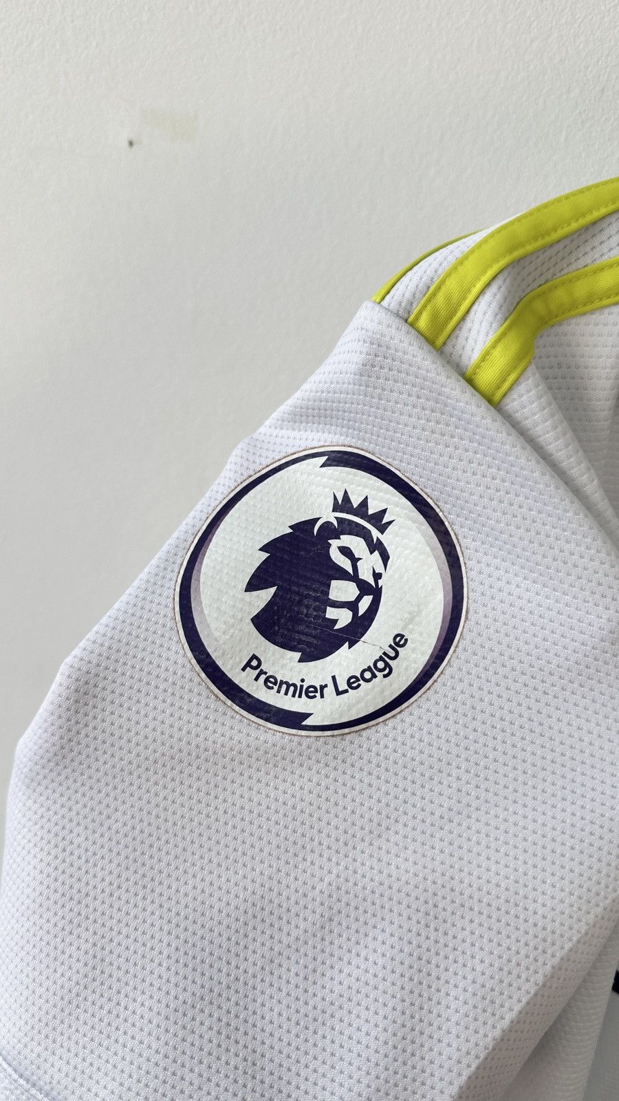 Adidas Leeds United 2021-22 Home Football Shirt Adidas Jersey L Size US L / EU 52-54 / 3 - 4 Thumbnail