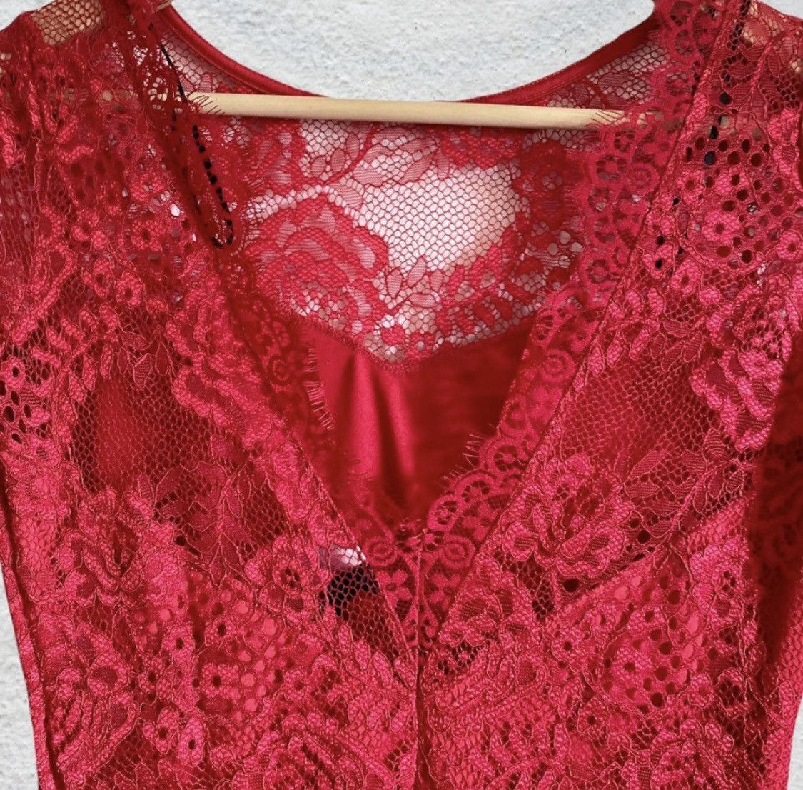 H&M LONG SLEEVE FLORAL LACE EMBROIDERED V BACK COCKTAIL DRESS Size M / US 6-8 / IT 42-44 - 11 Thumbnail