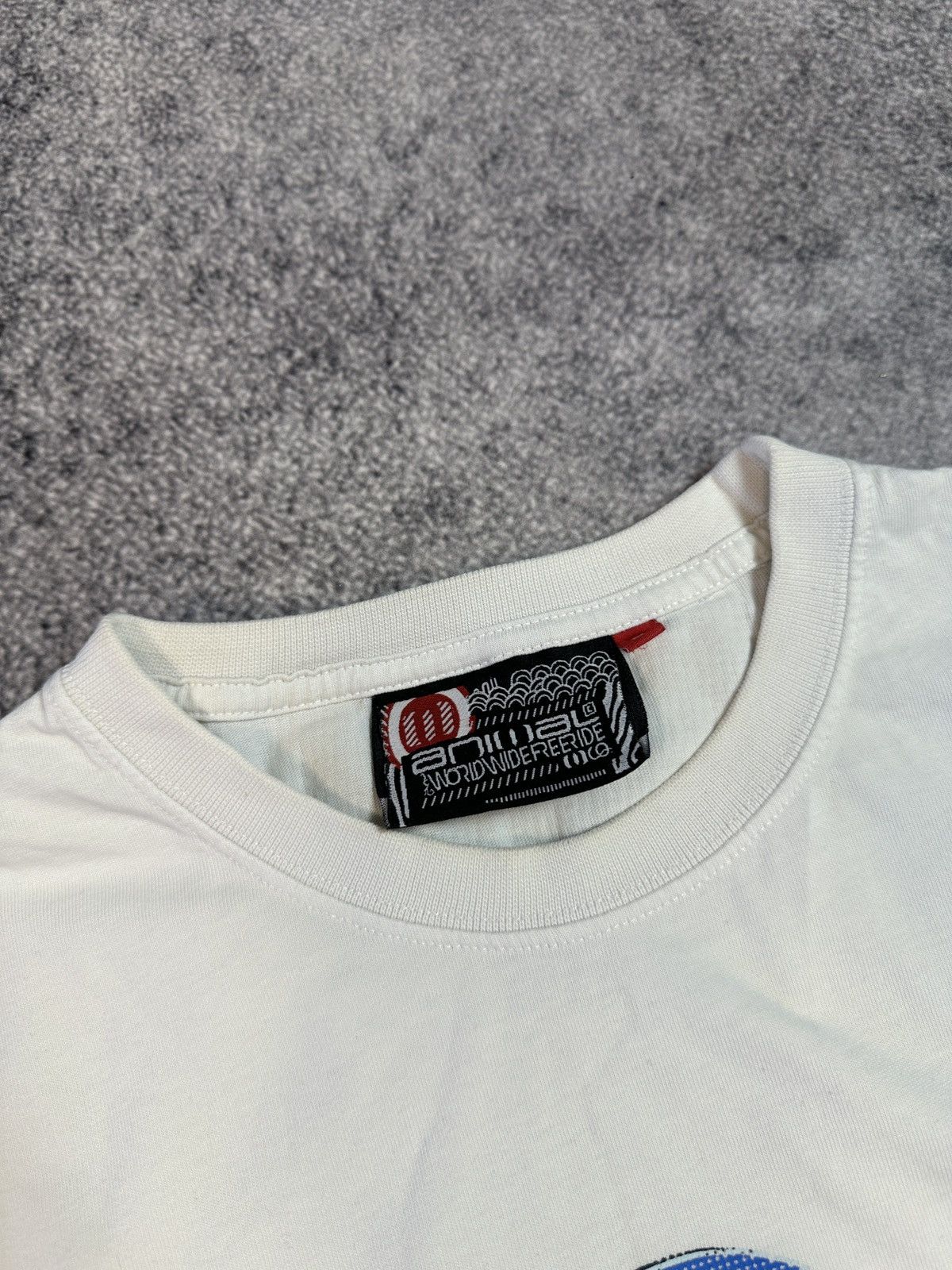 Vintage Vintage Y2K Animal Logo T-shirt Streetwear Rare USA Style M Size US M / EU 48-50 / 2 - 4 Thumbnail