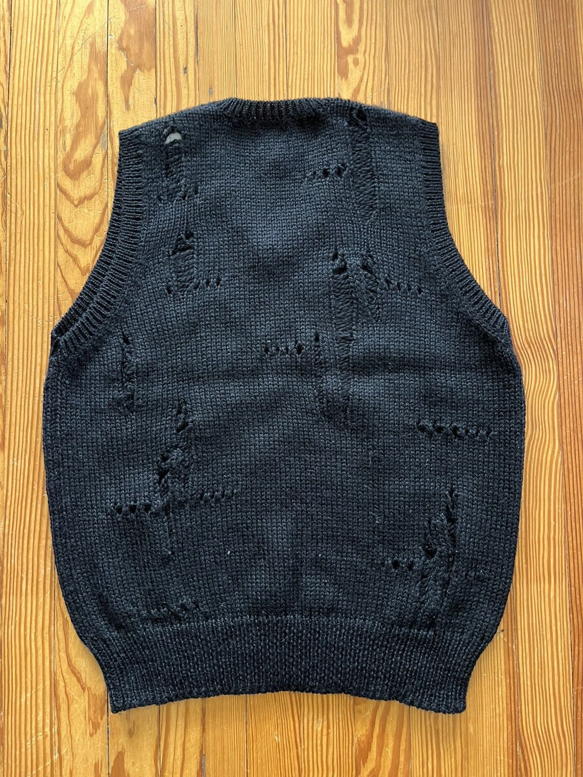 Comme des Garcons Archive 1982 Comme Des Garcons Distressed Vest Sweater Size US L / EU 52-54 / 3 - 2 Thumbnail