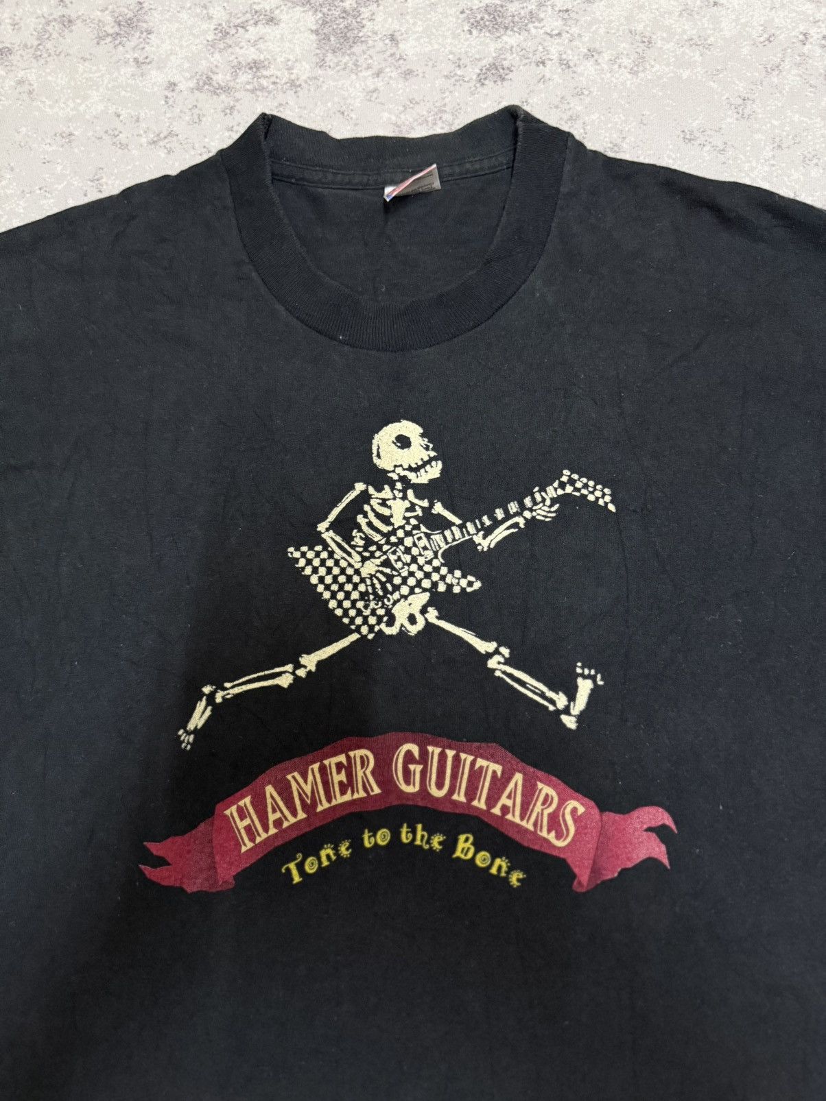 Vintage Vintage 90s HAMER GUITARS TONE TO THE BONE Tshirt Size US L / EU 52-54 / 3 - 4 Thumbnail