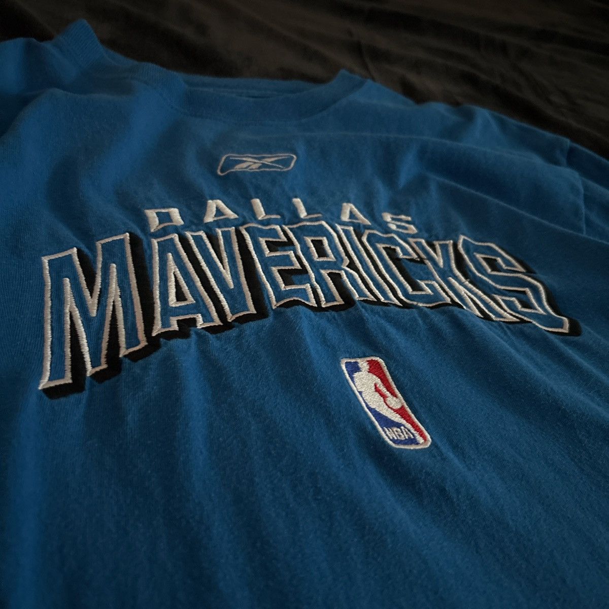 Reebok Y2K NBA Dallas Mavericks stitched tee Size US M / EU 48-50 / 2 - 2 Thumbnail