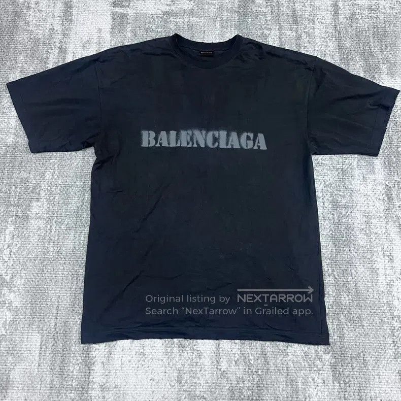 Balenciaga Balenciaga Spray Paint Blurred Logo Size US M / EU 48-50 / 2 - 1 Thumbnail