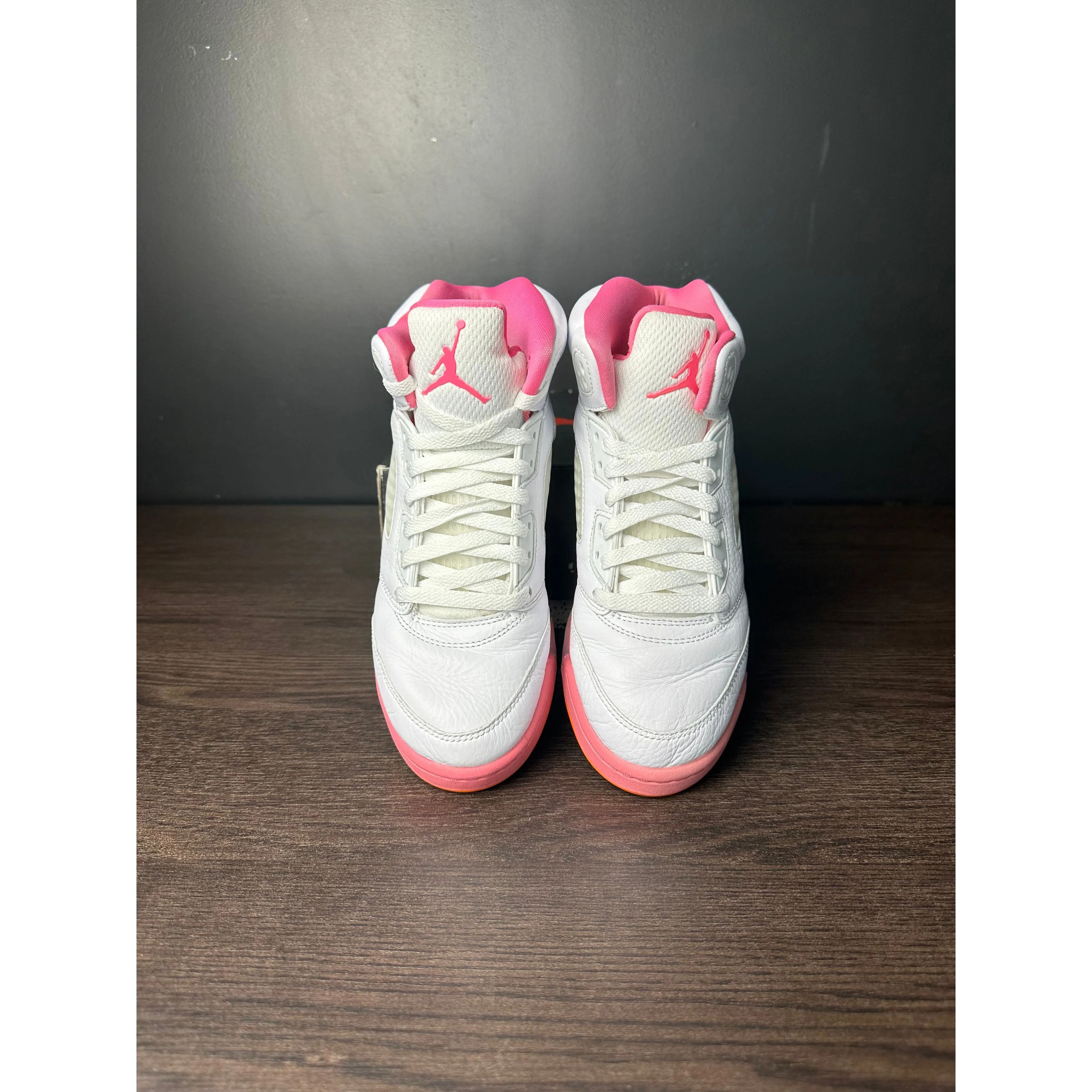 Jordan Brand Air Jordan 5 Retro WNBA "Pinksicle Safety Orange" (GS) **PRE-OWNED** - Size 7 Size US 7 / EU 40 - 3 Thumbnail