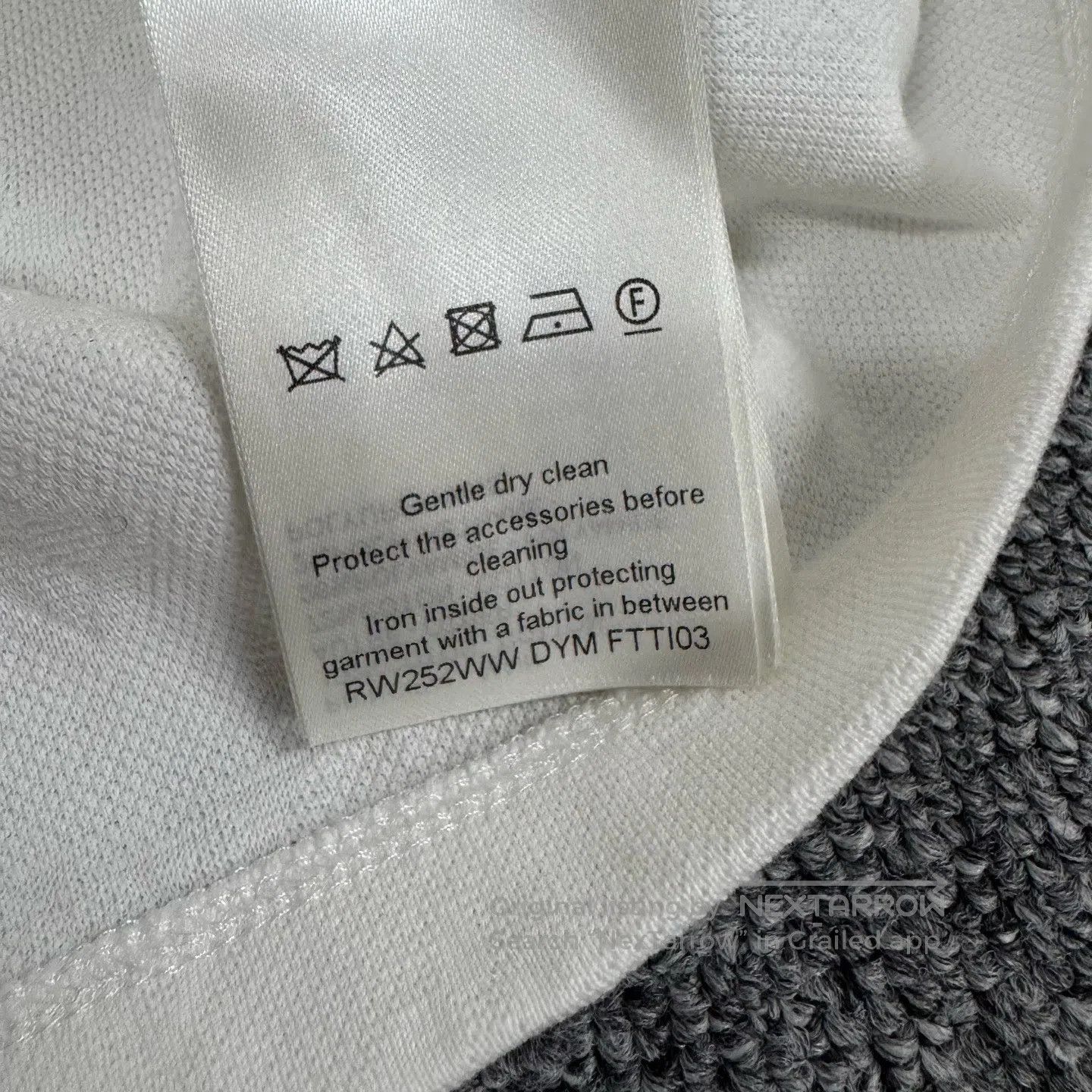 Louis Vuitton Louis Vuitton Wavy embossed print, gold button polo shirt| Size US XS / EU 42 / 0 - 5 Thumbnail
