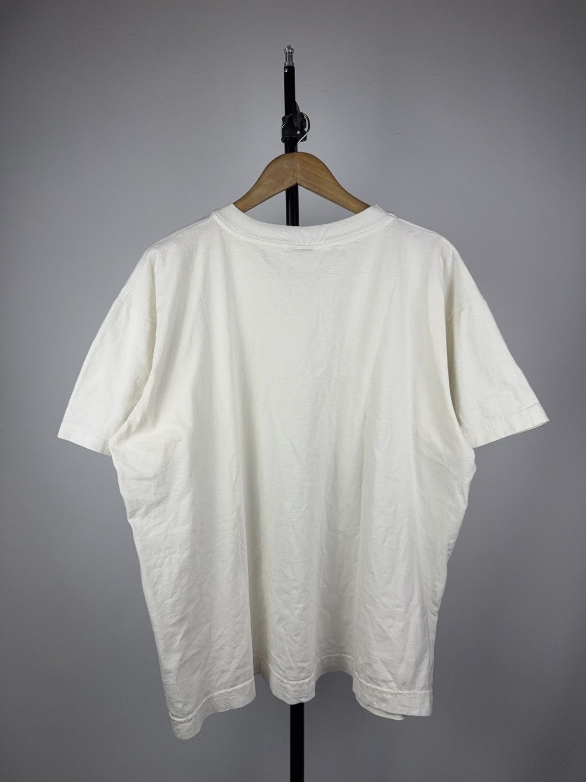 Vintage Vintage 90s Retro Logo Santo Domingo R. Dominicana T Shirt Size US XL / EU 56 / 4 - 9 Thumbnail