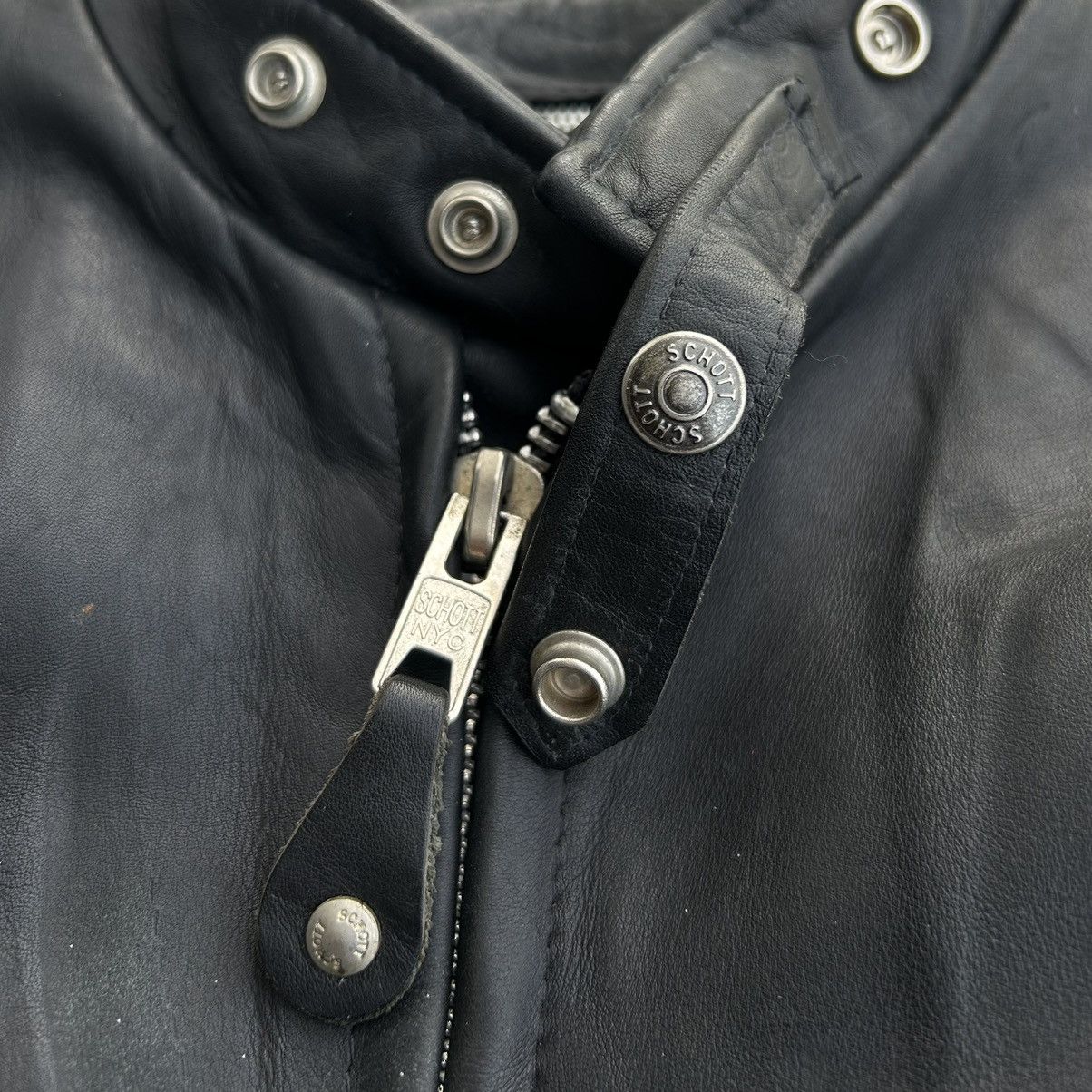 Schott Schott NYC model 141 Classic Racer Leather Motorcycle Jacket Size US L / EU 52-54 / 3 - 5 Thumbnail