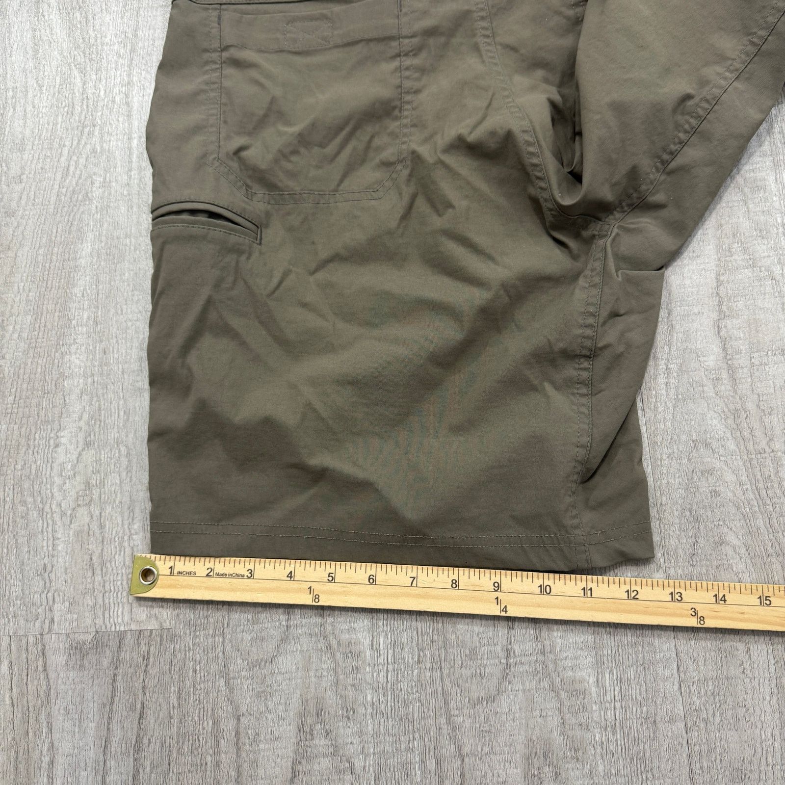 Kuhl Kuhl Renegade Shorts Men's 36 Brown 9" Inseam Flat Front Size US 36 / EU 52 - 11 Thumbnail