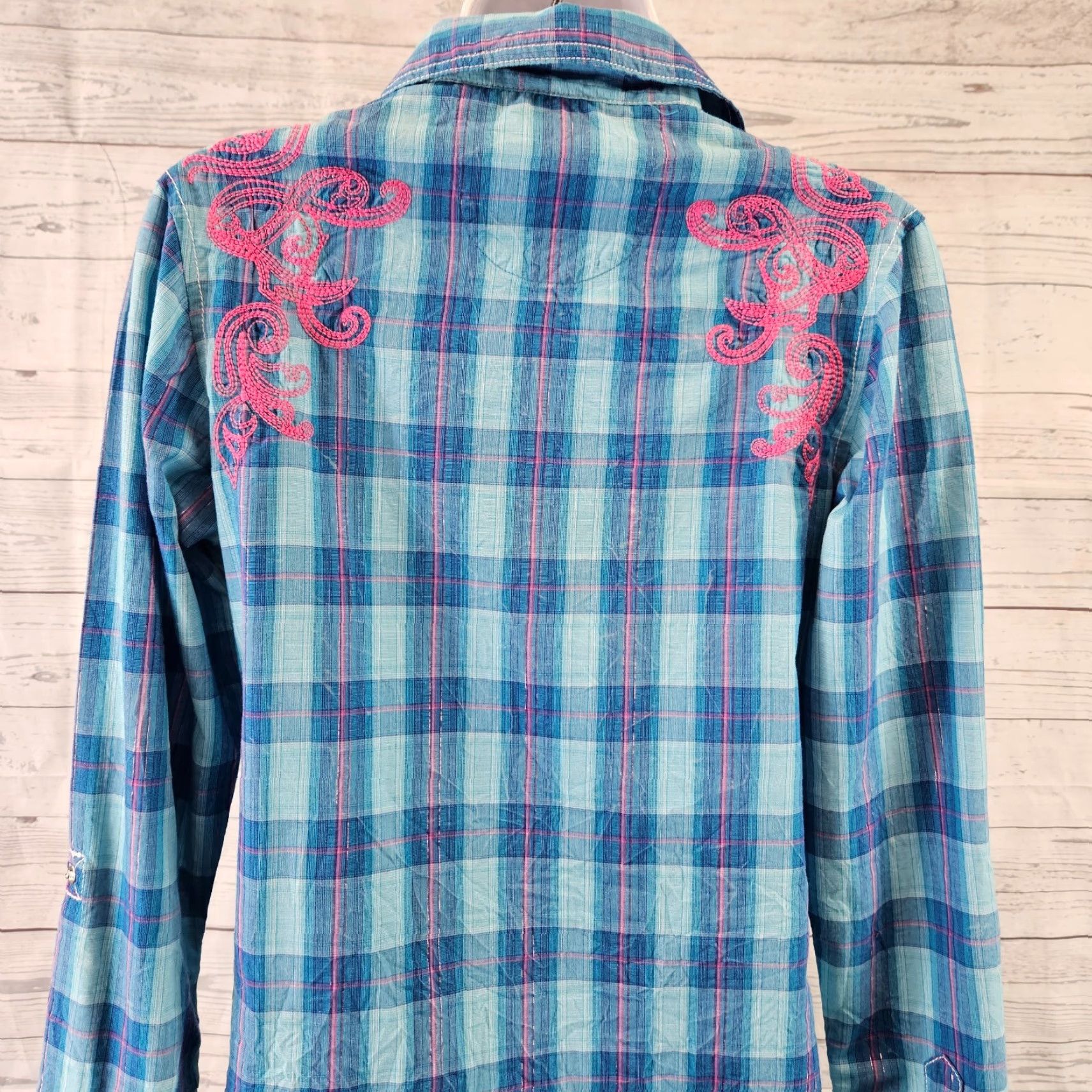 Wrangler Rock 47 by Wrangler Womens Pearl Snap Shirt Sz Small Blue Pink Embroidered Size S / US 4 / IT 40 - 5 Thumbnail